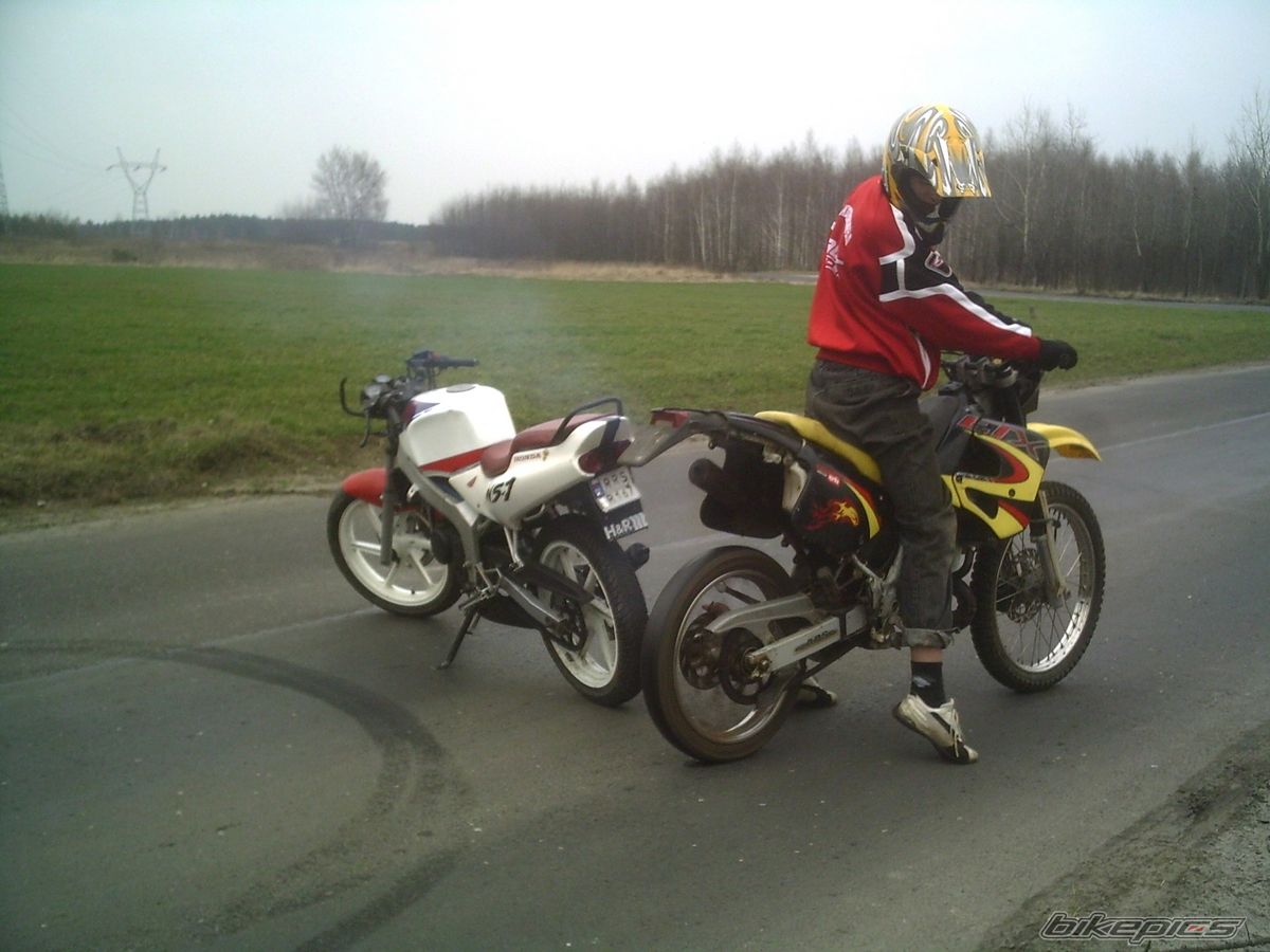 Photo 1200047