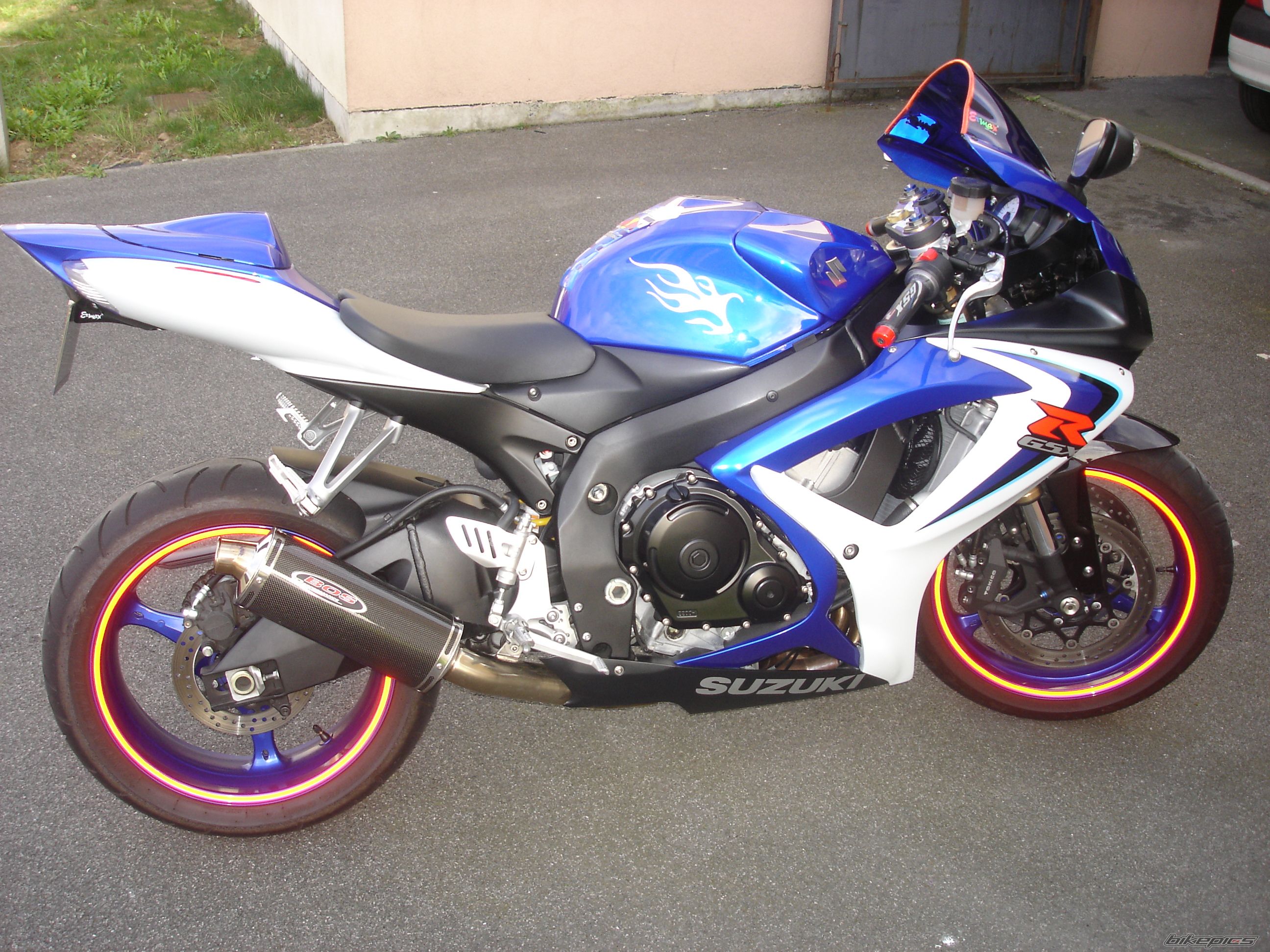Bike Photo 1200096