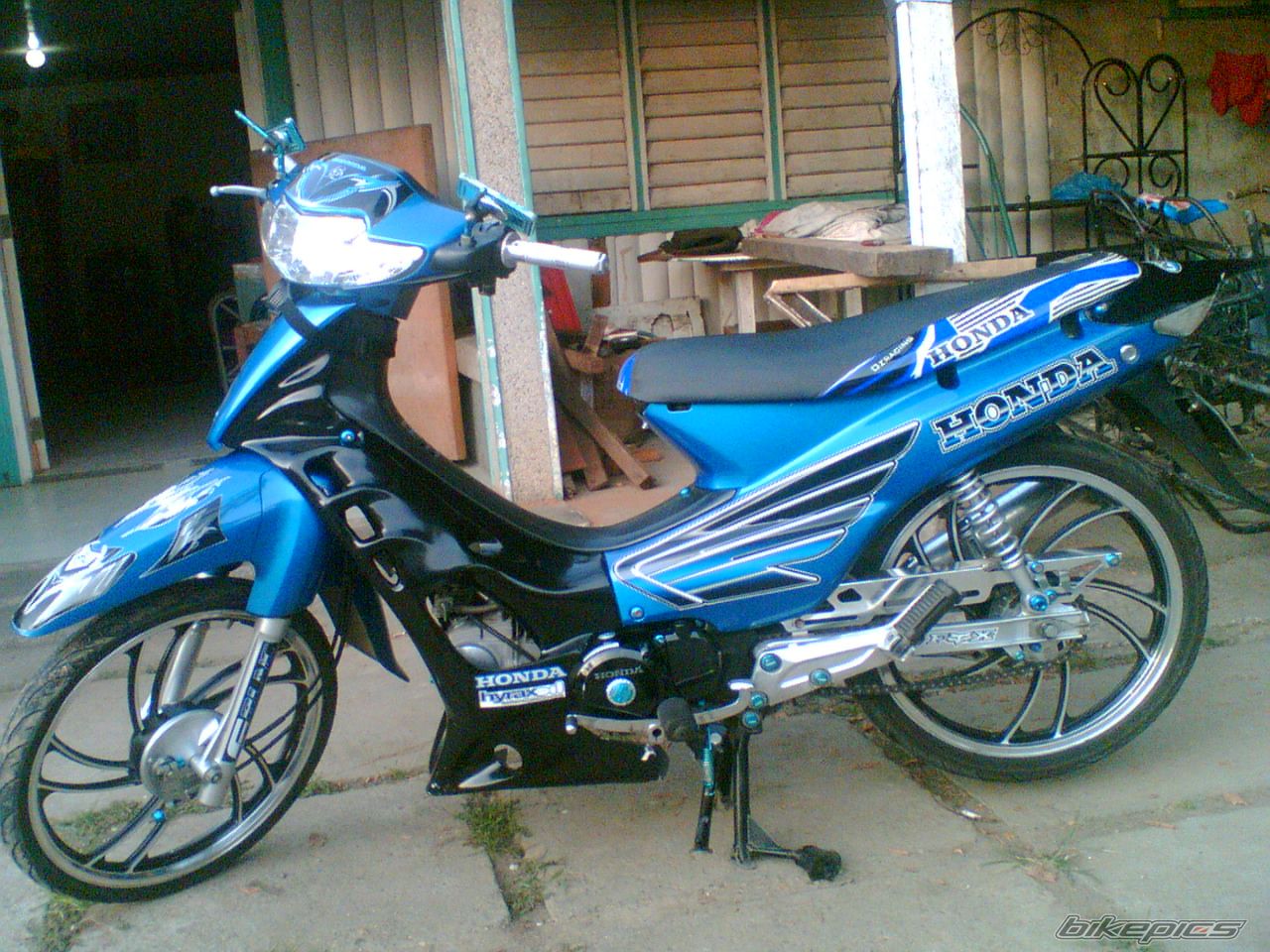 Bike Photo 1200365