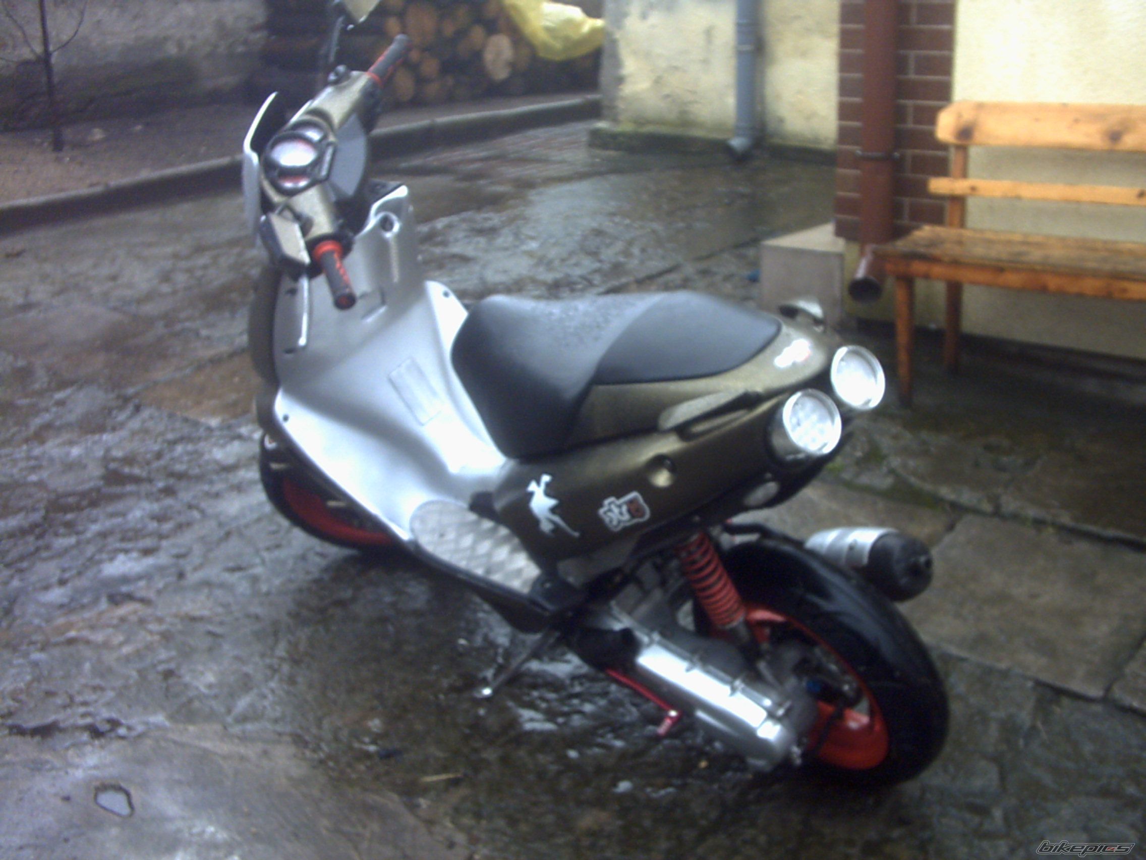 Photo 1201002