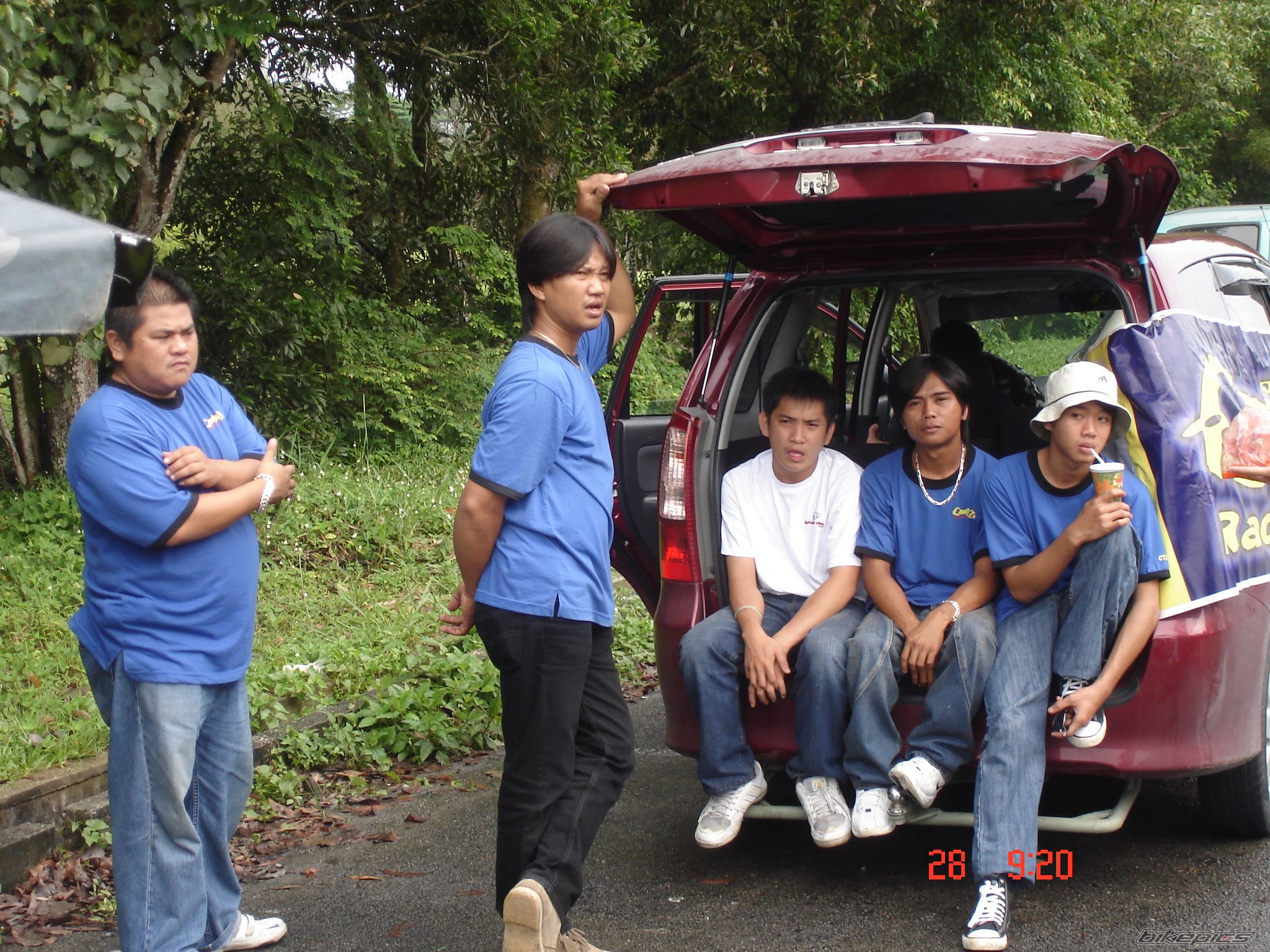 Photo 1201102