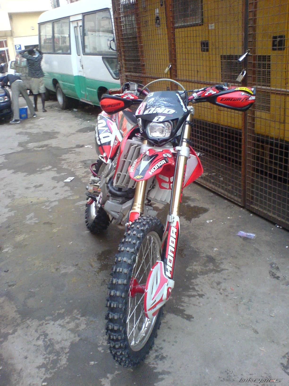 Photo 1201177