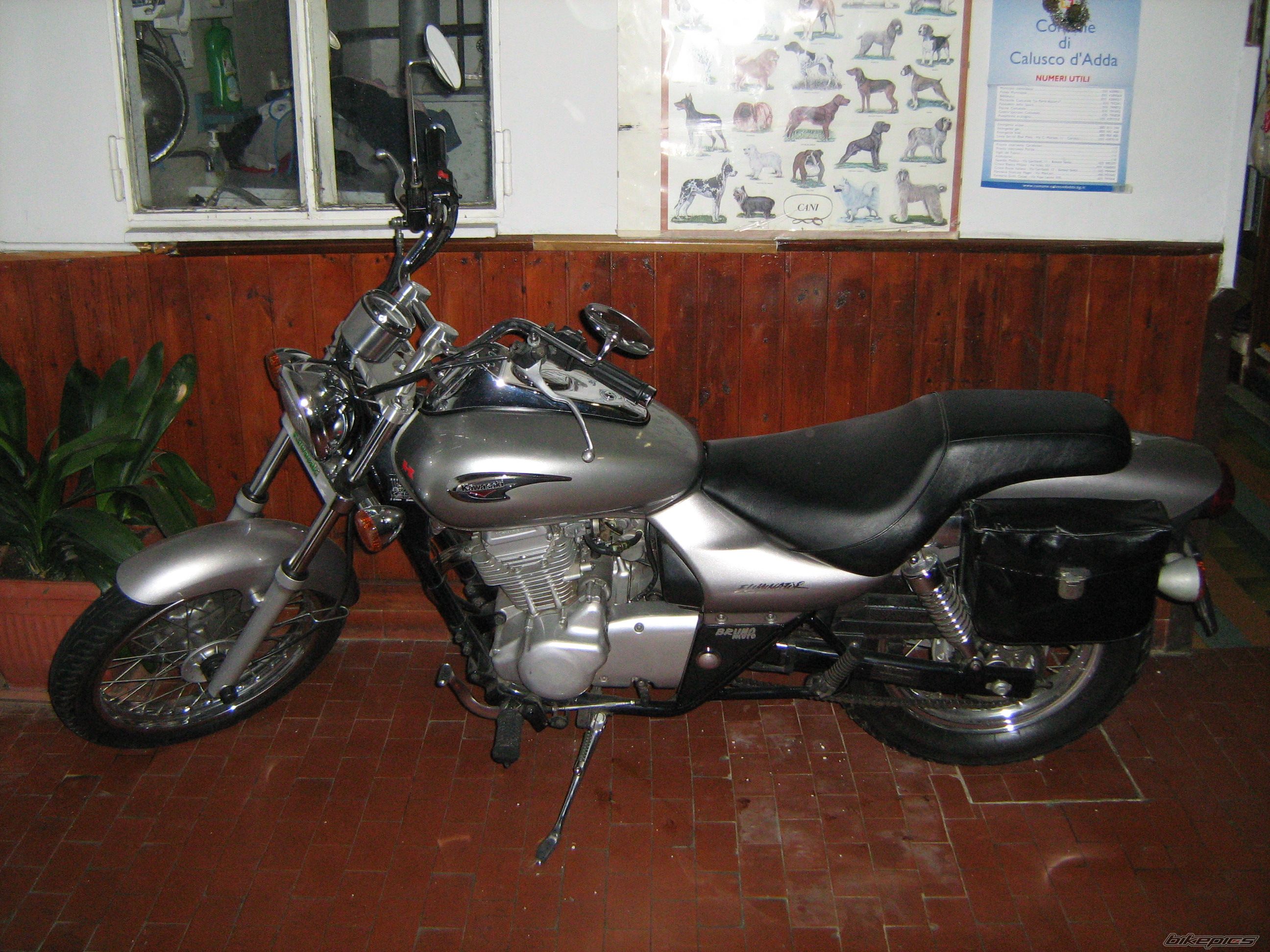 Photo 1201351