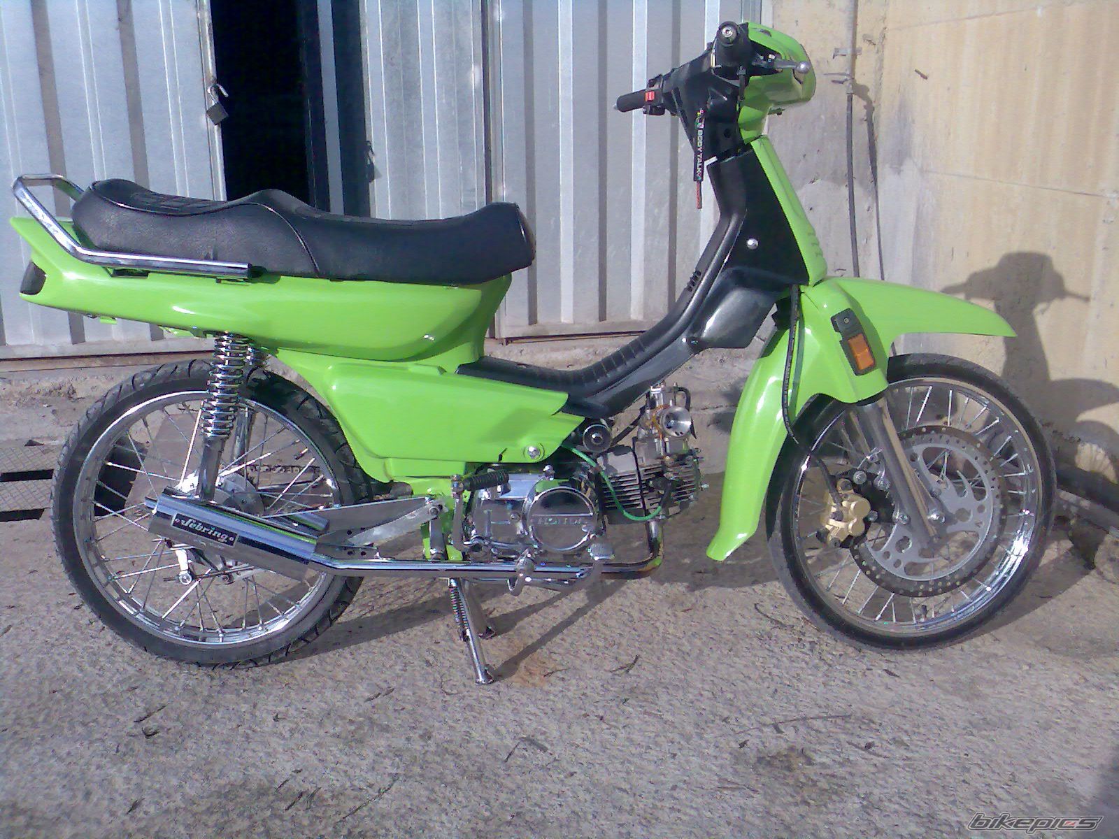 Photo 1202067