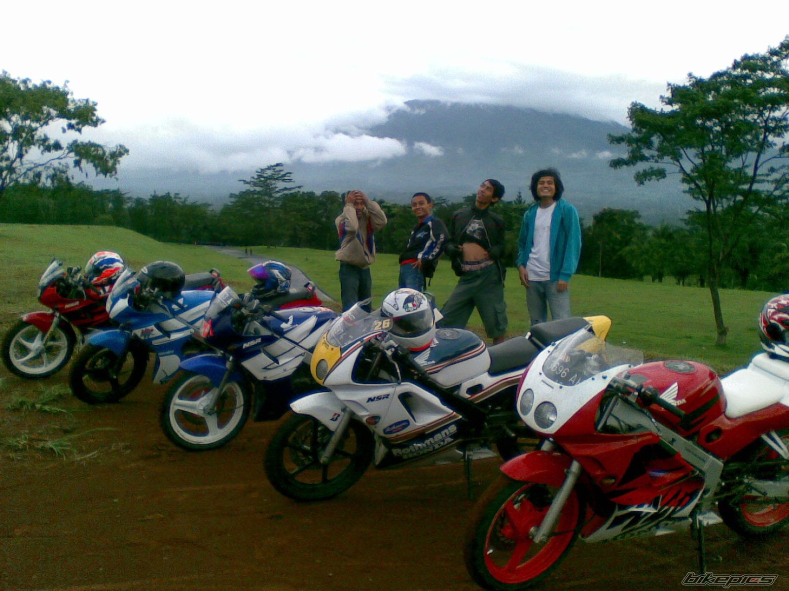 Photo 1203036