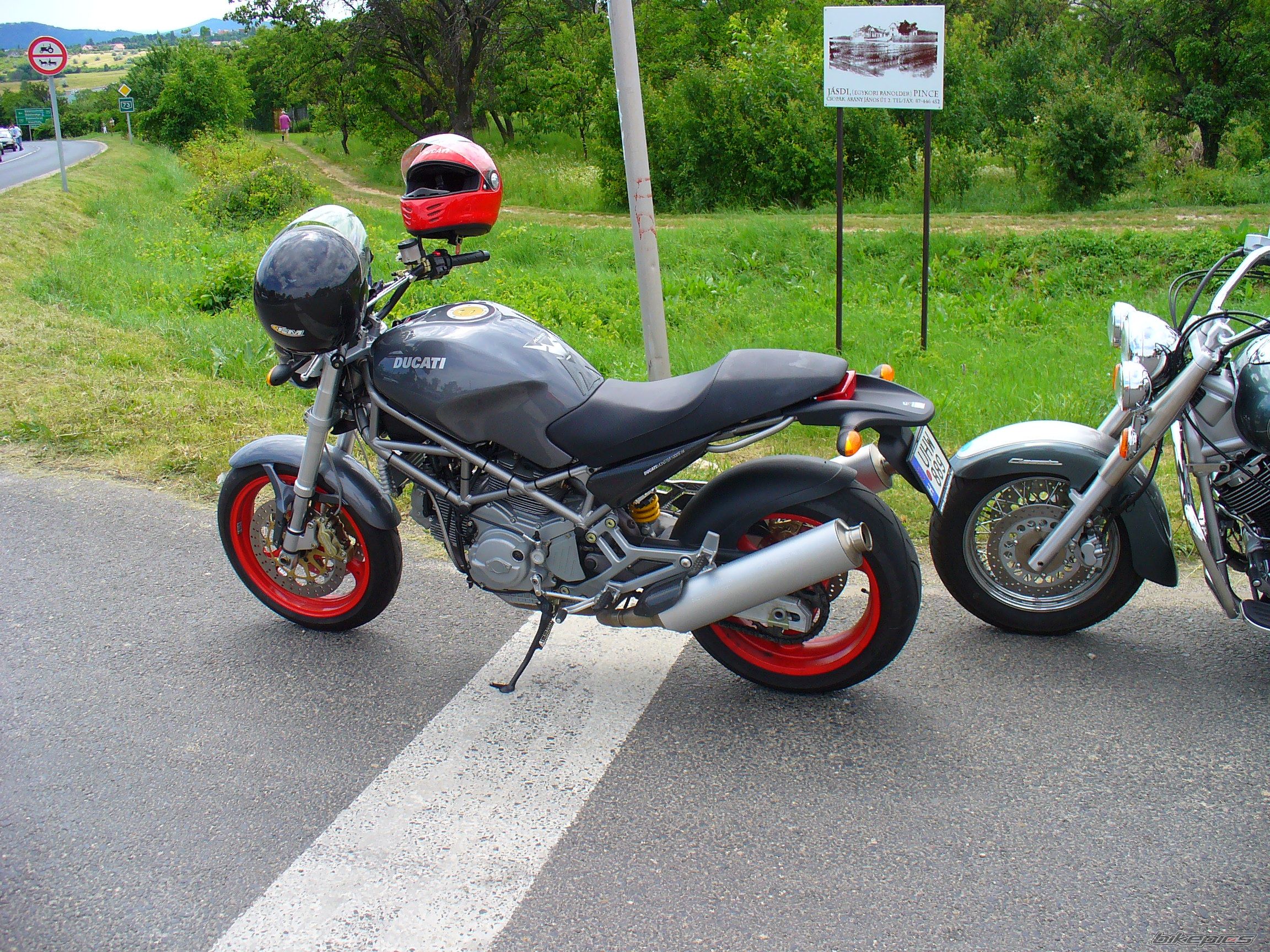 Bike Photo 1203454