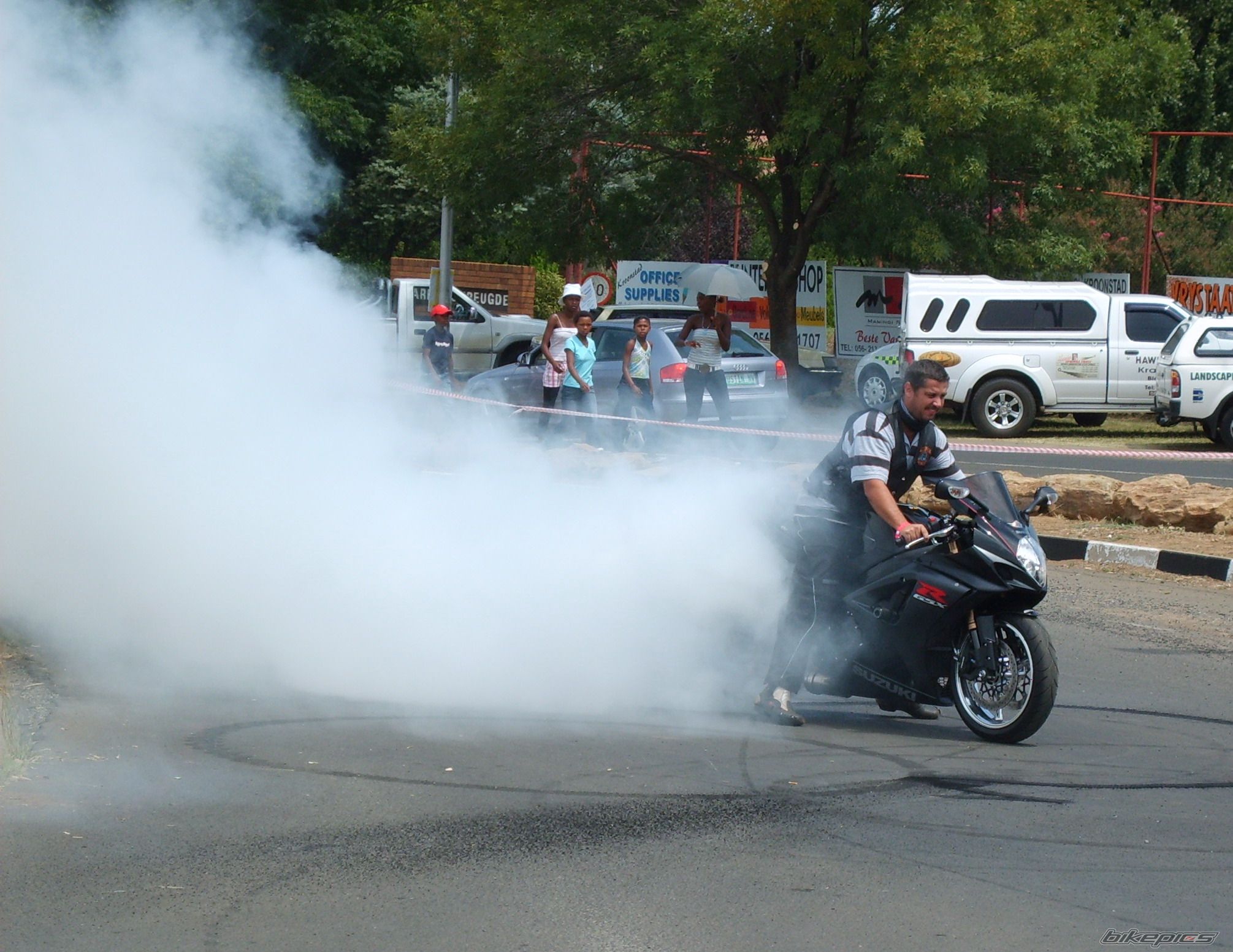Bike Photo 1204036