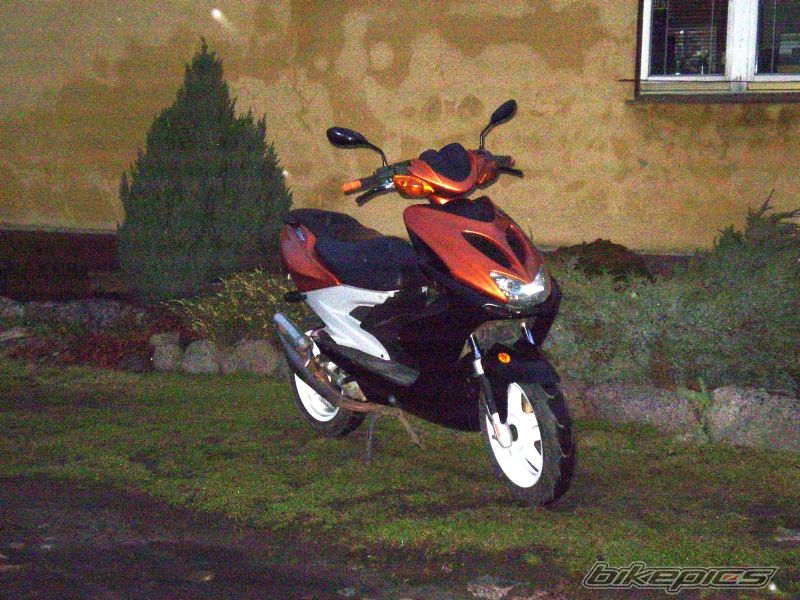 Photo 1204655