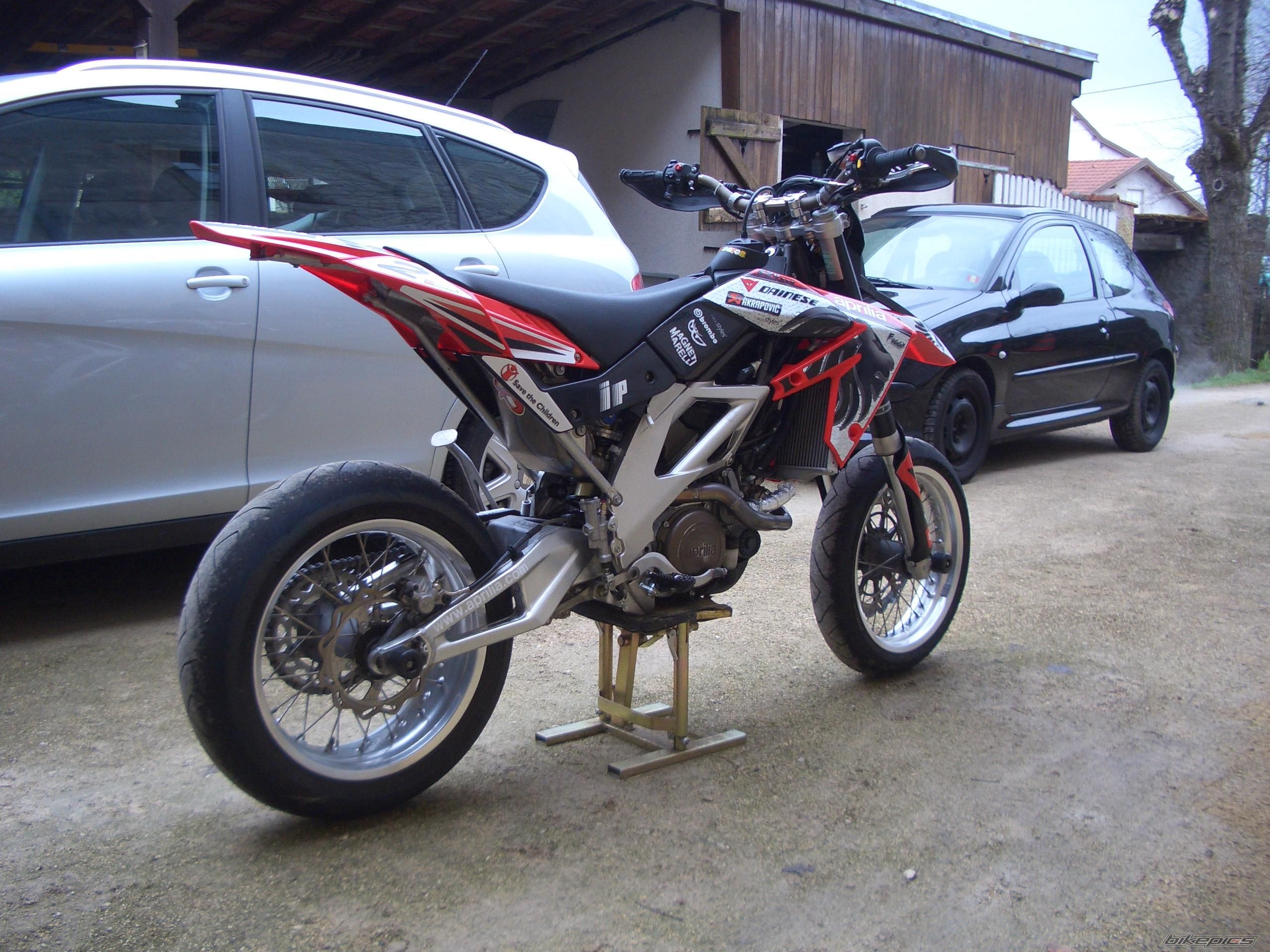 Photo 1204657