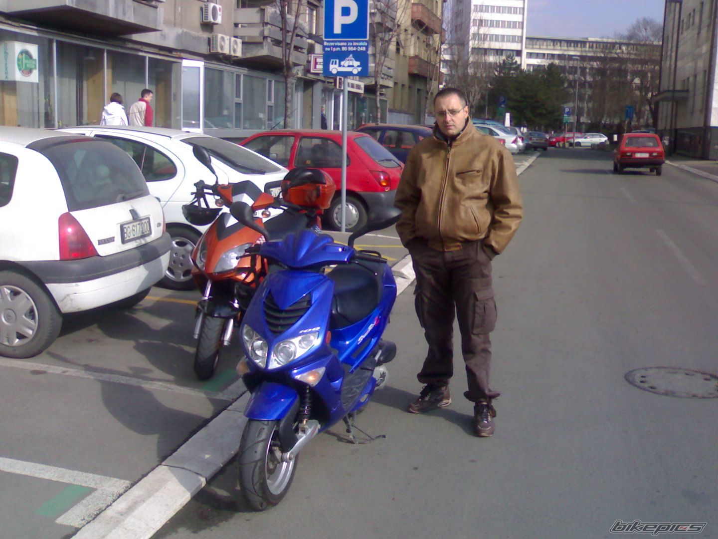 Photo 1204904