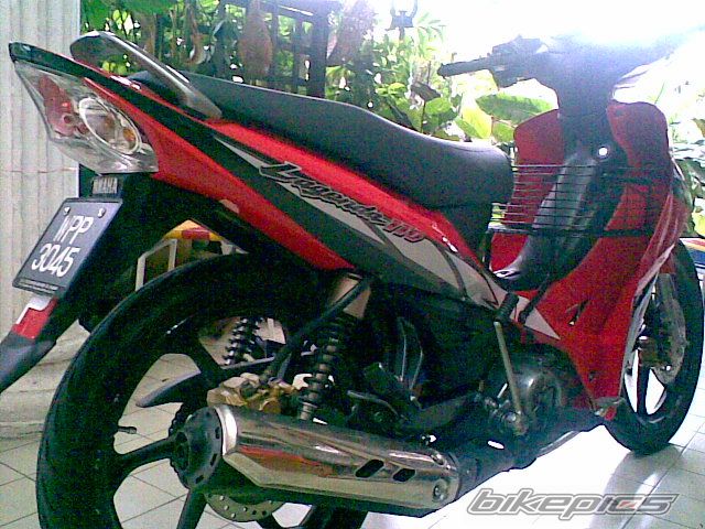 Photo 1205122