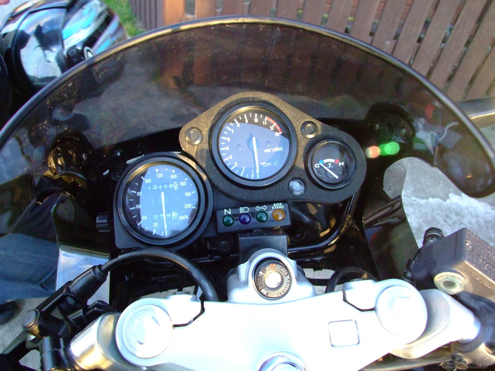 Photo 1205838