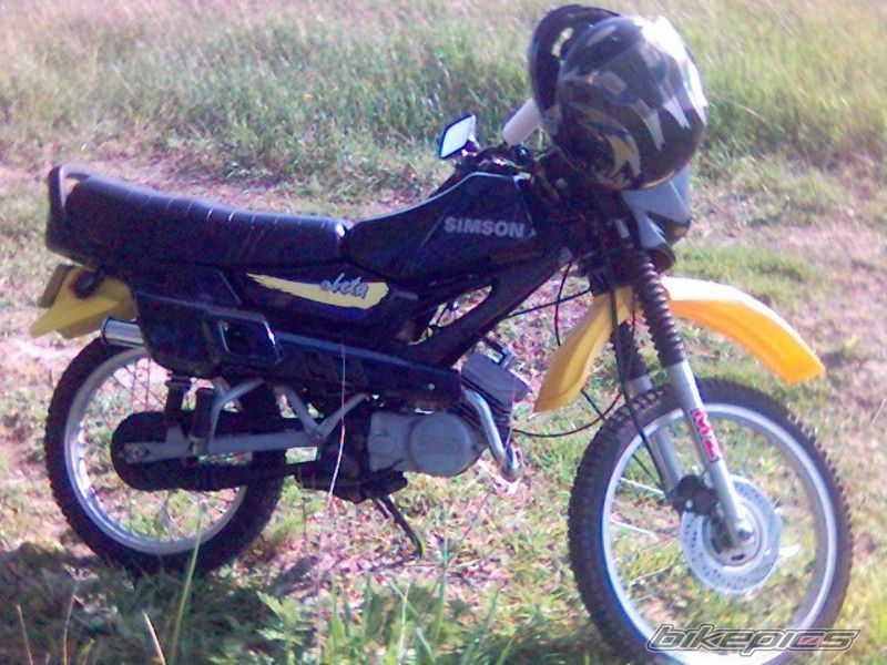 Photo 1205998