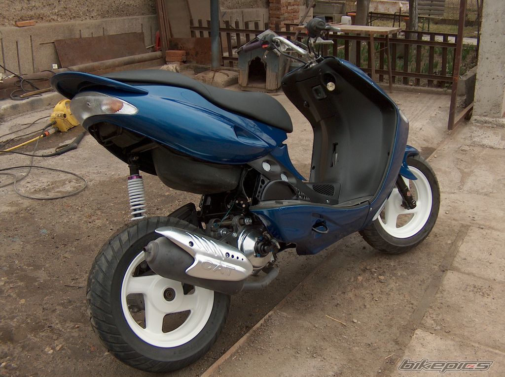 Photo 1206679