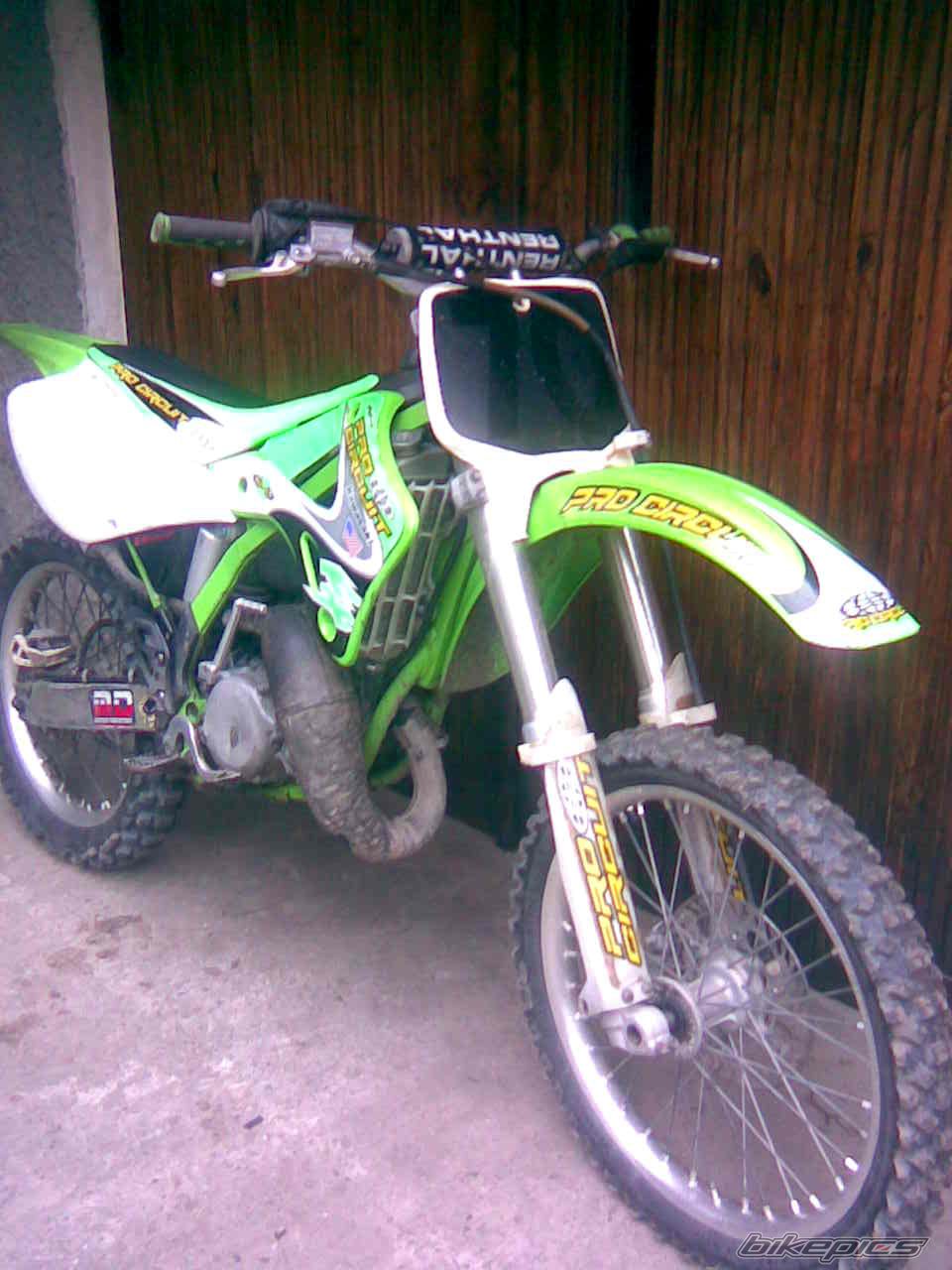 Photo 1207960