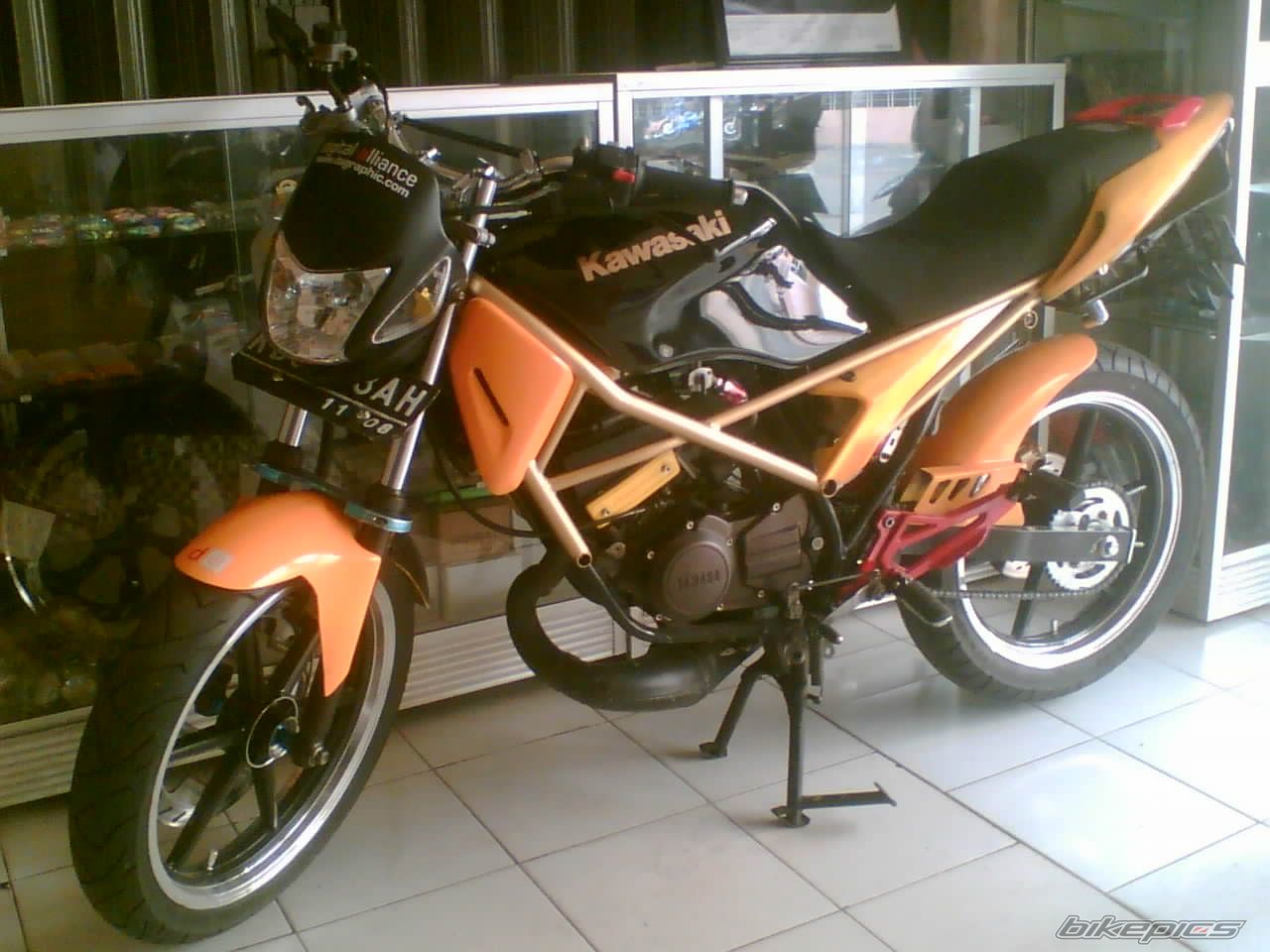 Photo 1208649