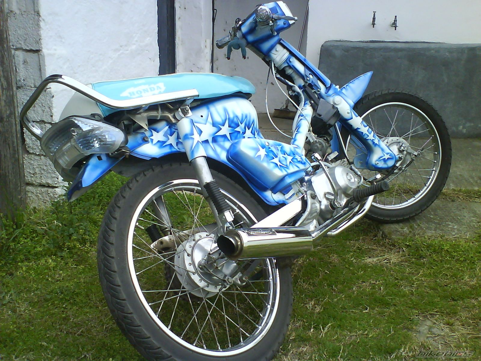 Photo 1209045