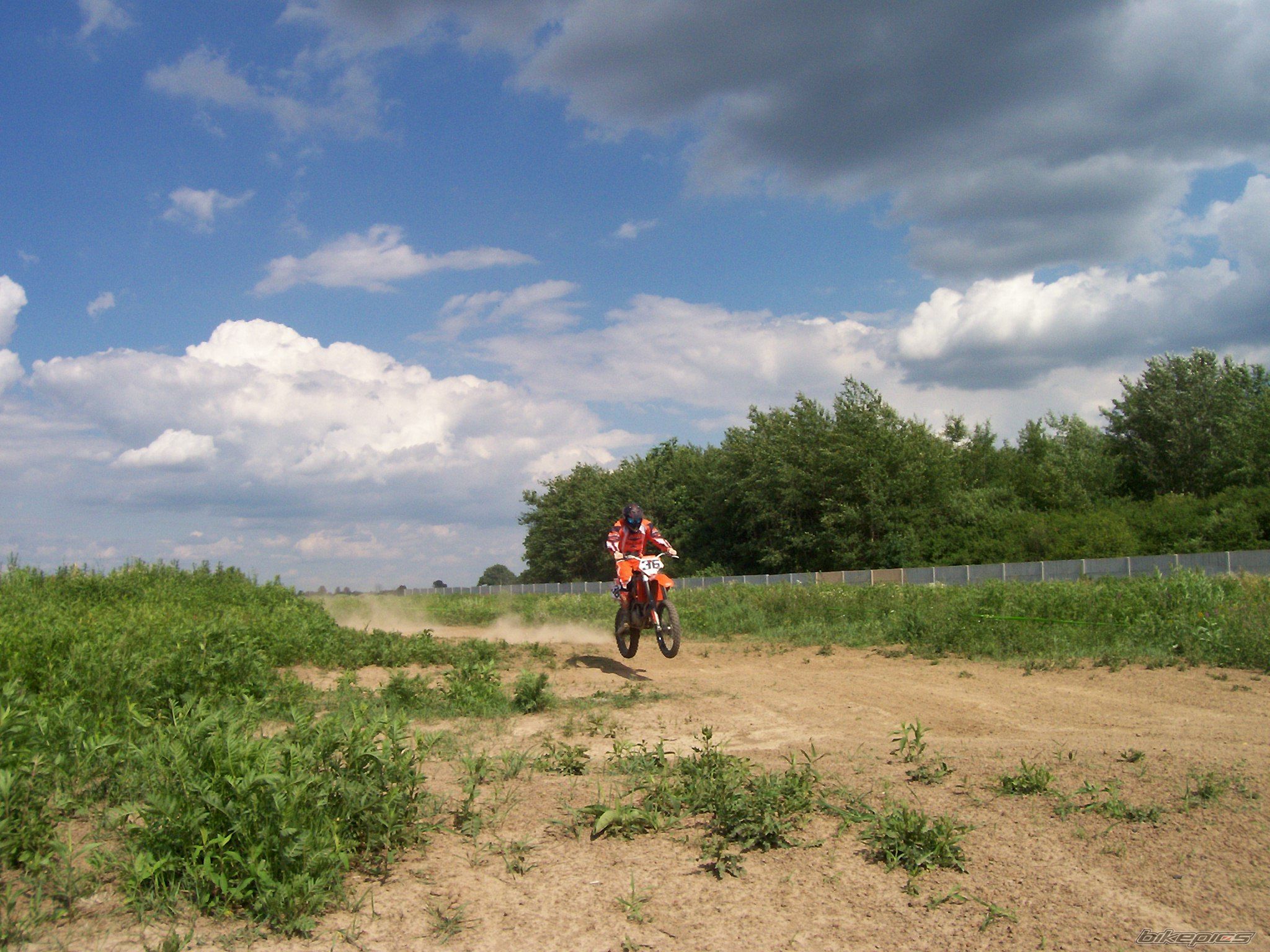 Bike Photo 1209282