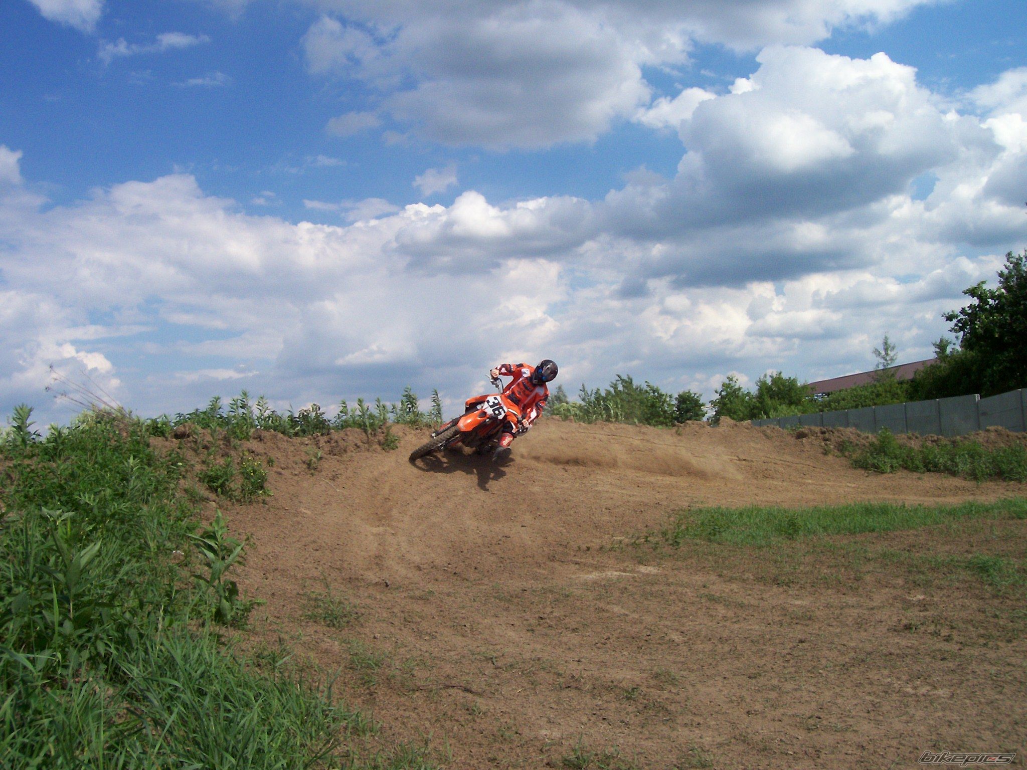 Bike Photo 1209682