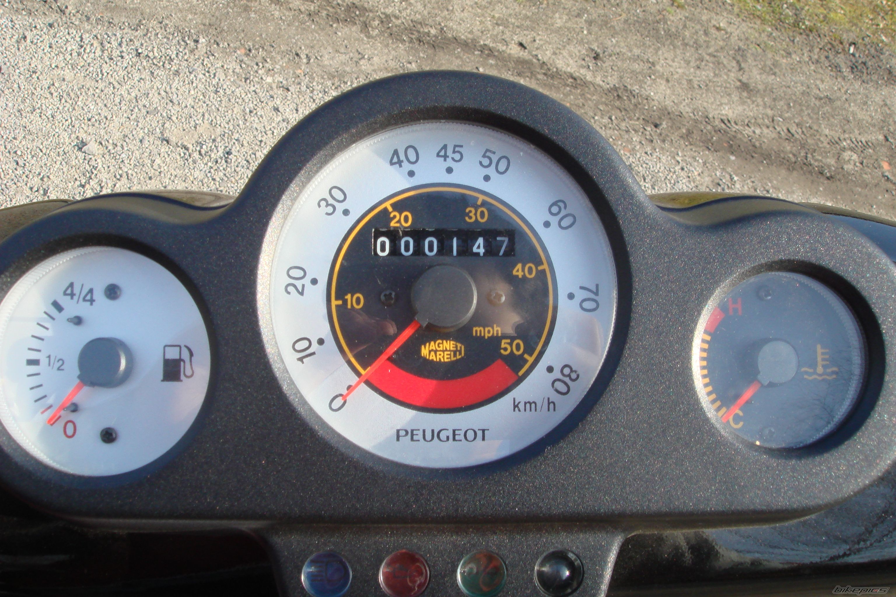 Photo 1210061