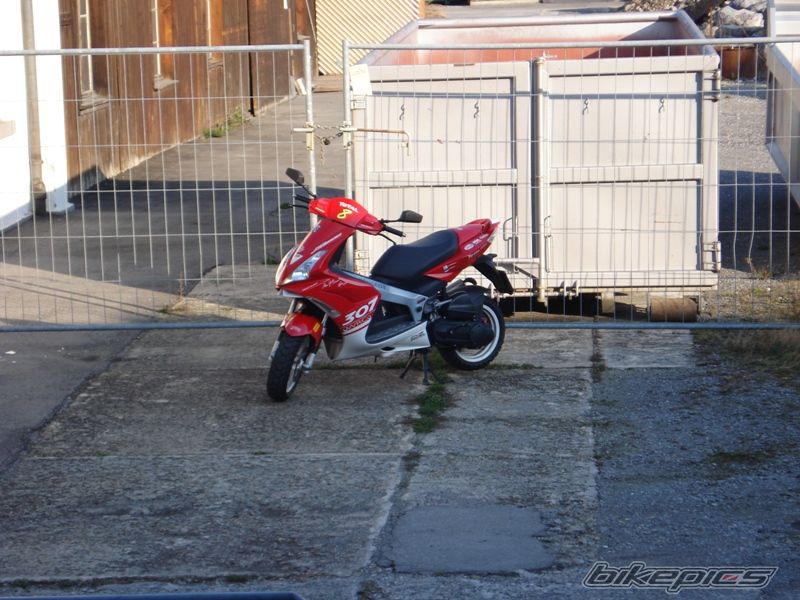 Photo 1210064
