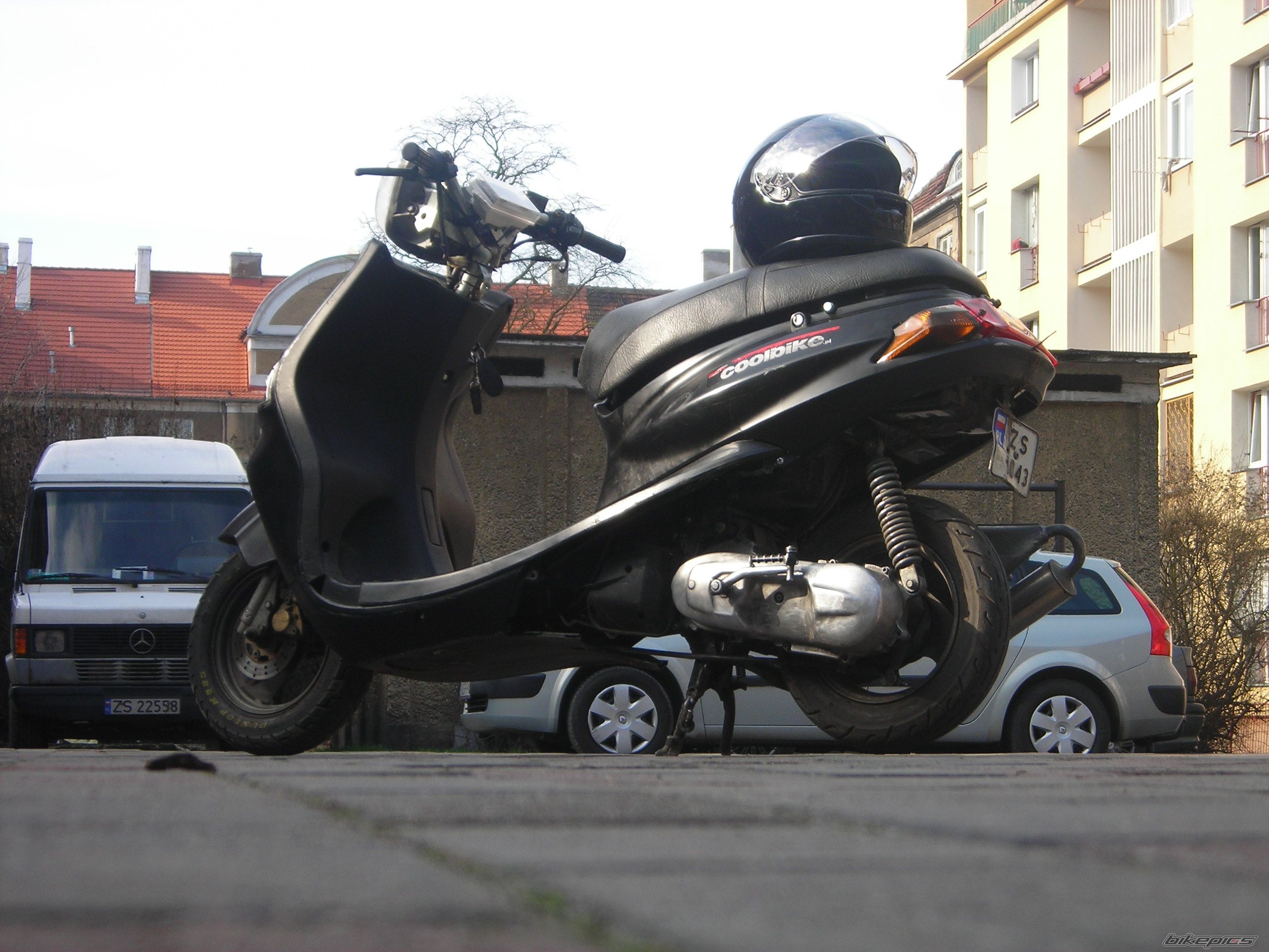 Photo 1210297