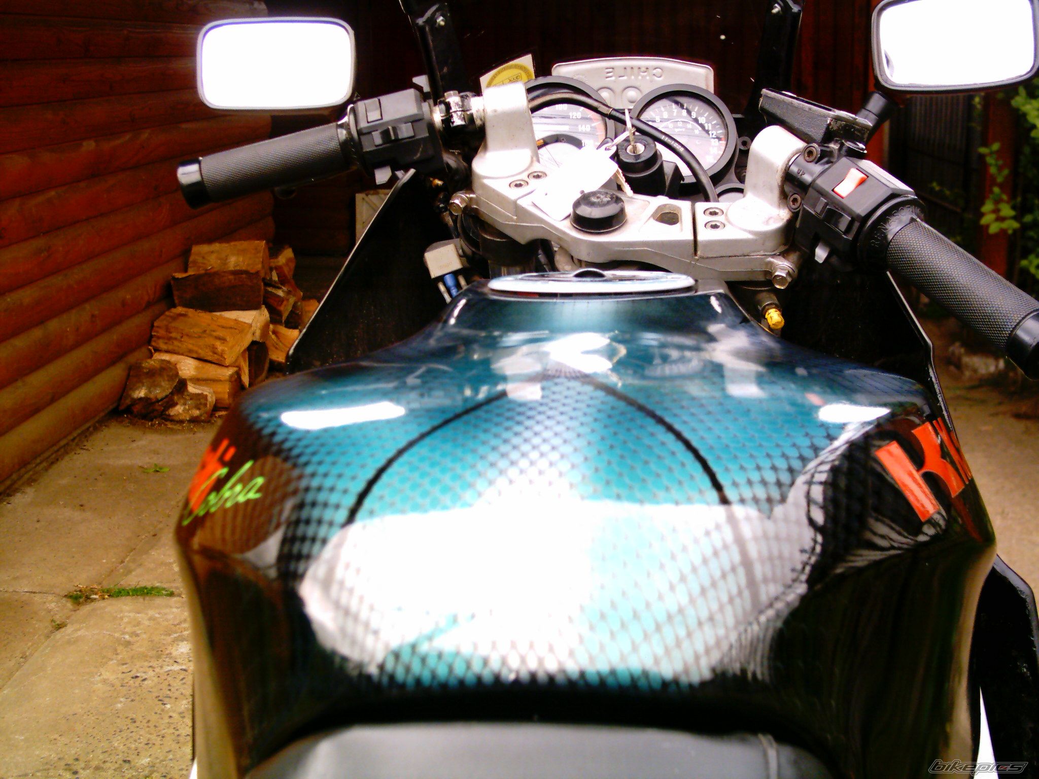 Photo 1210817