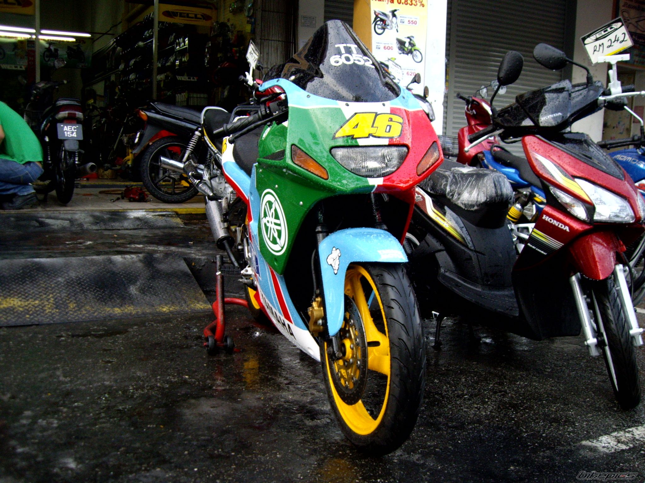 Bike Photo 1210992