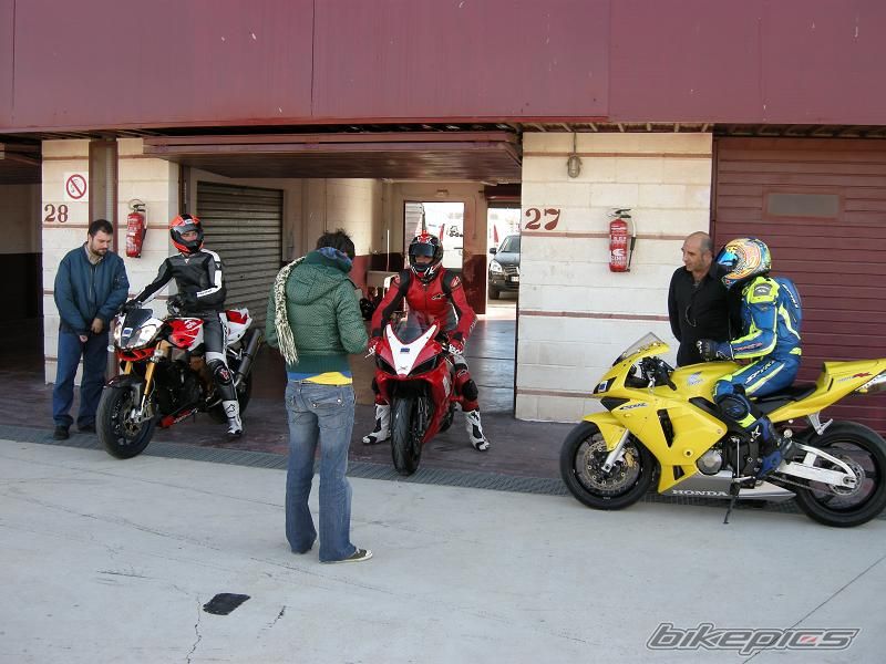 Photo 1211177