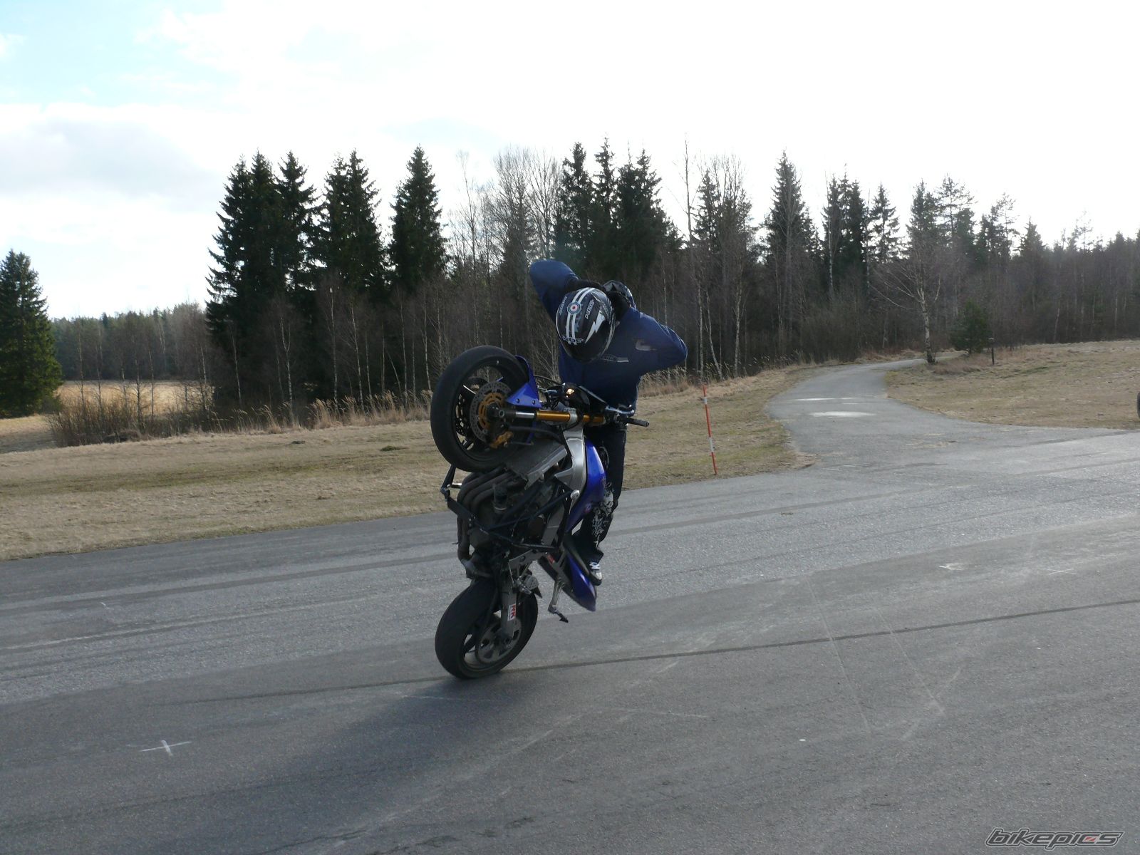 Photo 1211388