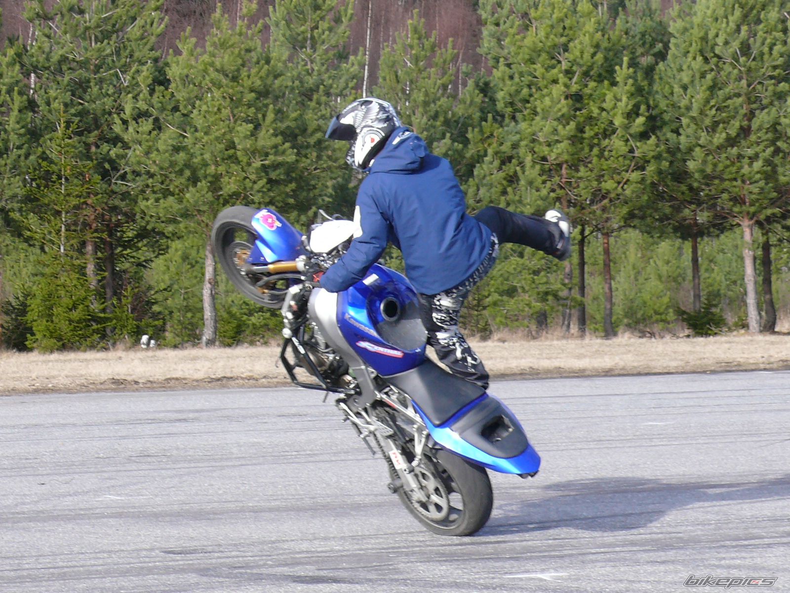 Photo 1211391