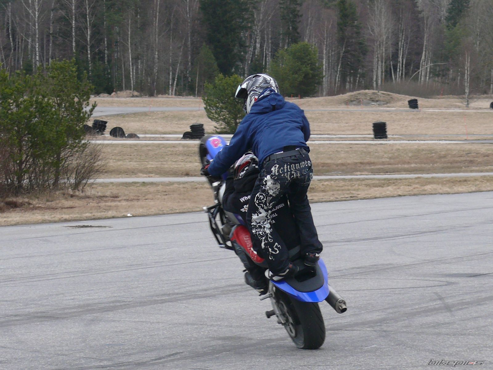 Photo 1211462