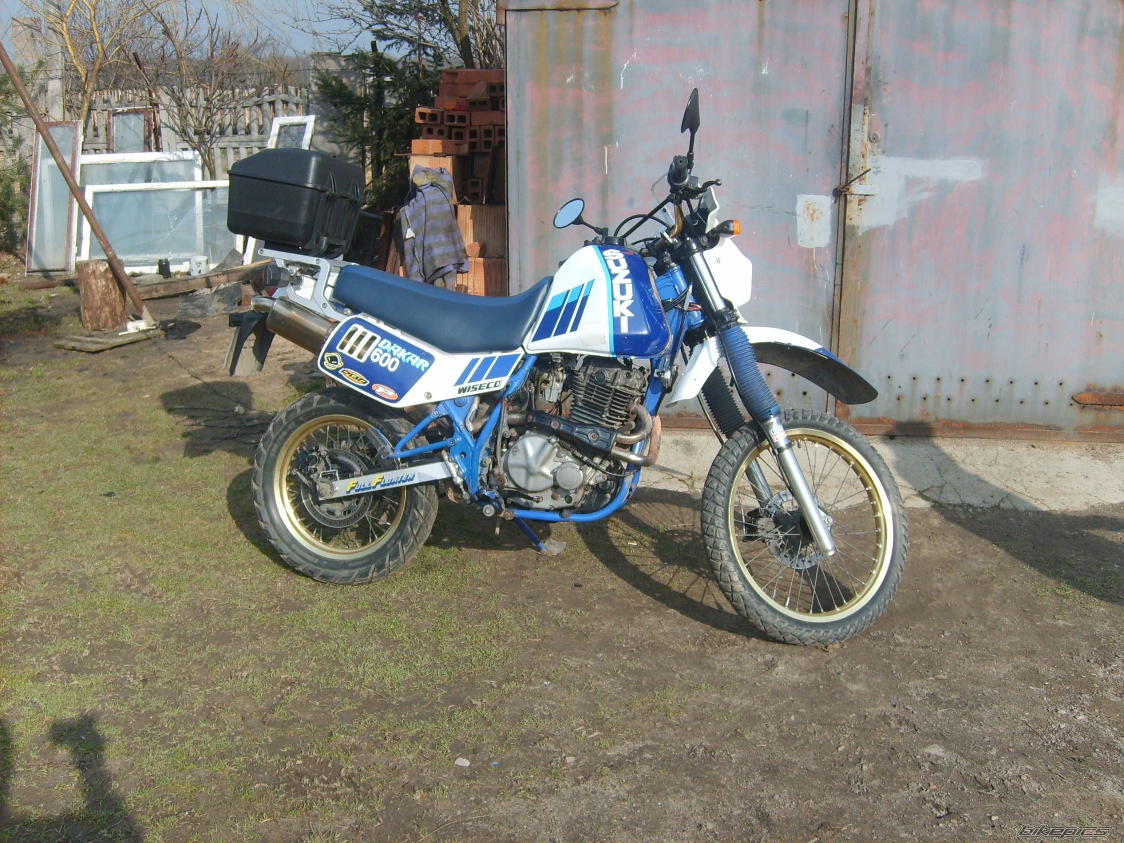 Photo 1211680