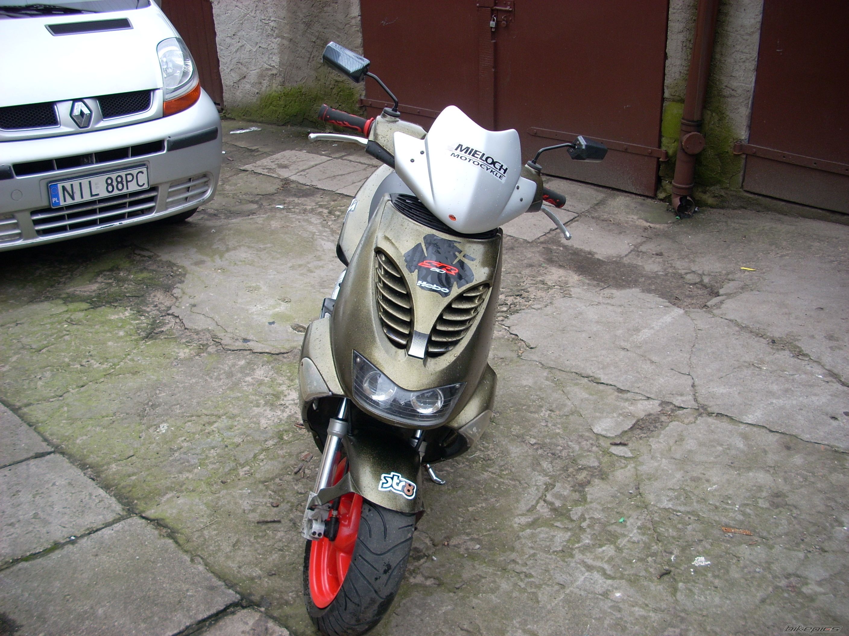 Photo 1211810