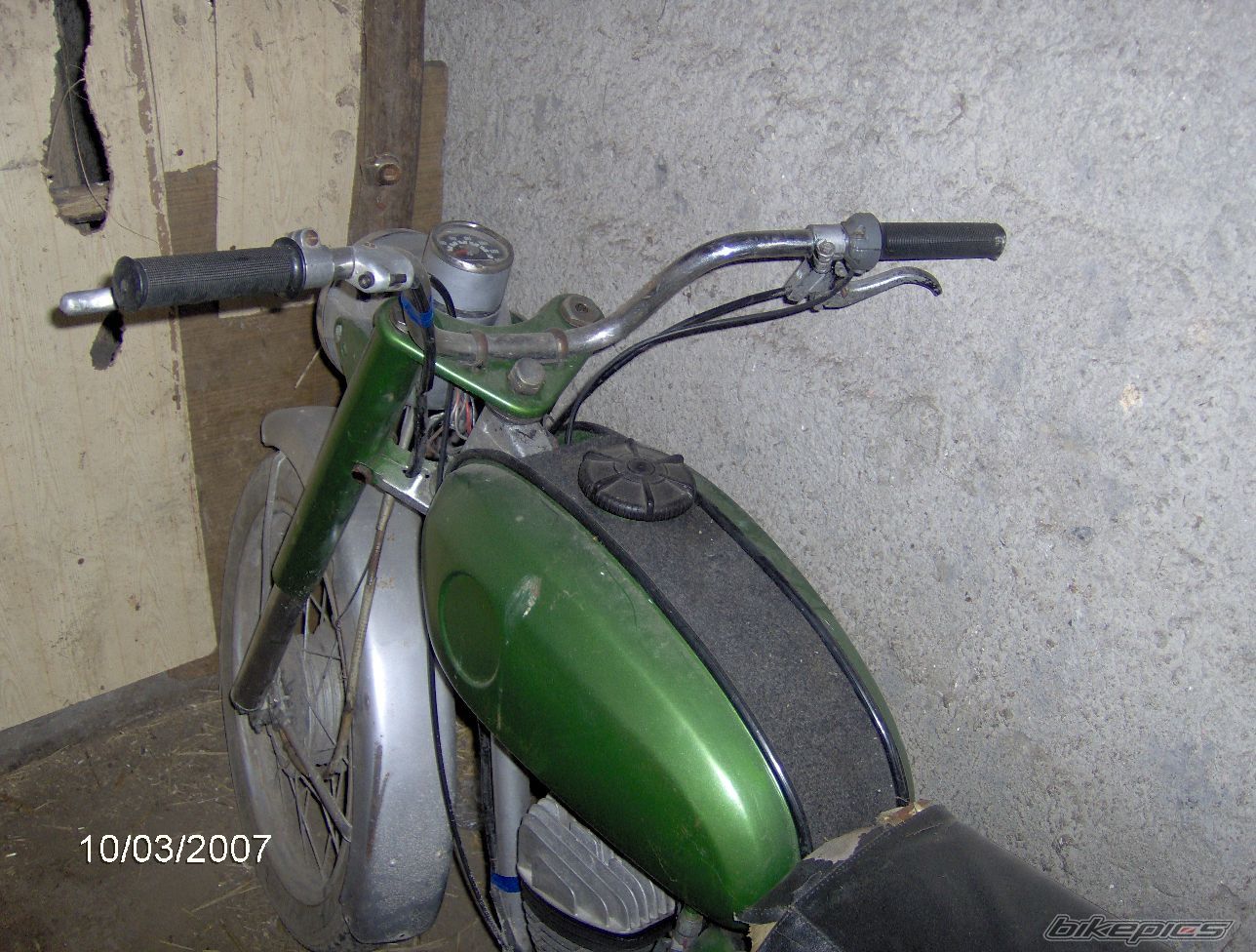 Photo 1212109
