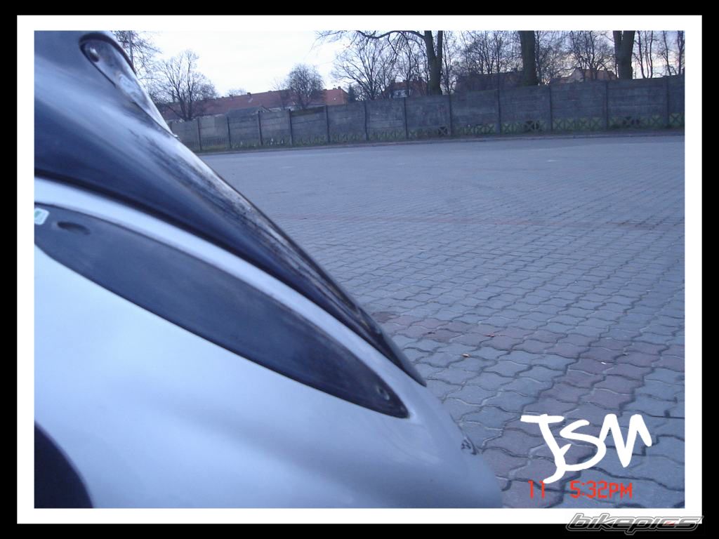 Photo 1213104