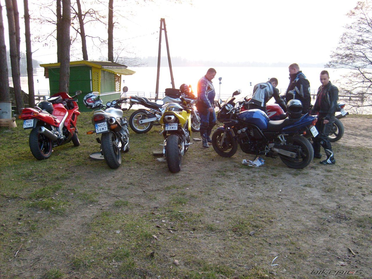 Photo 1213206