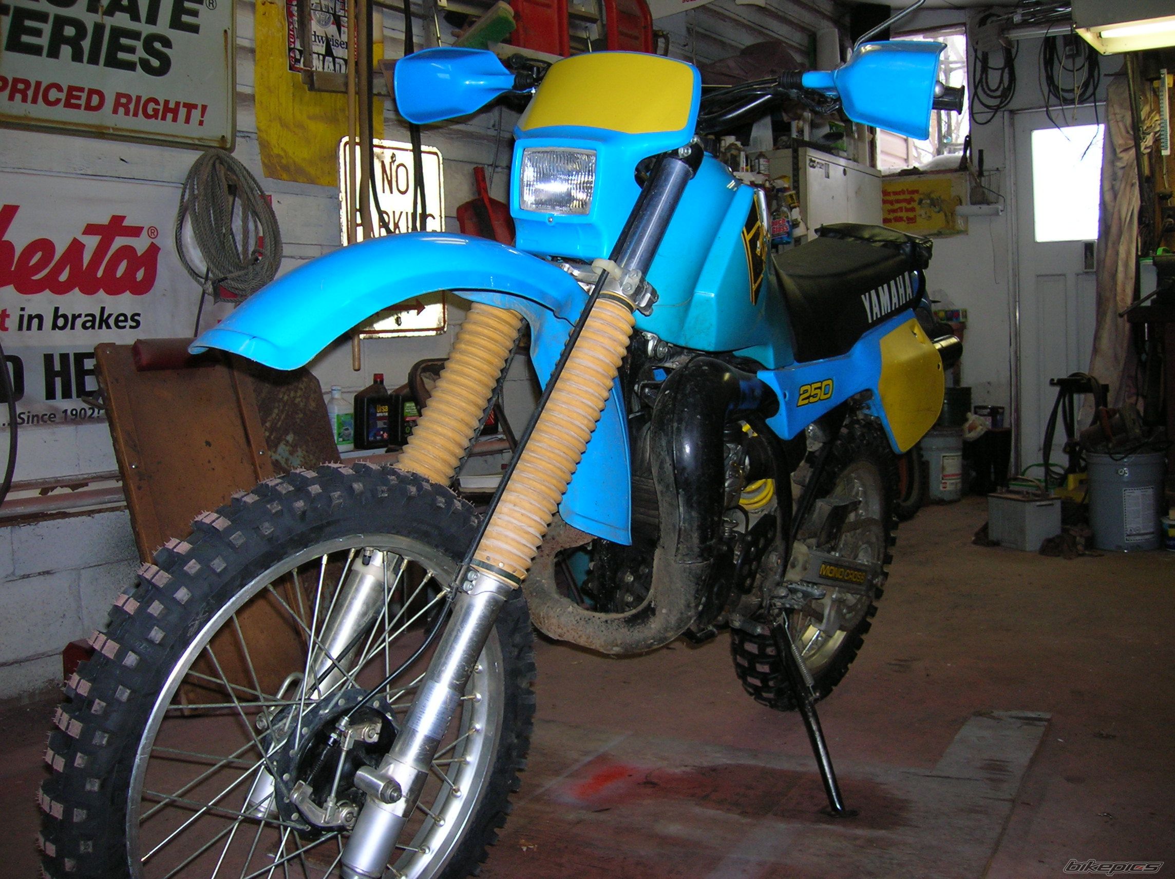 Photo 1213342