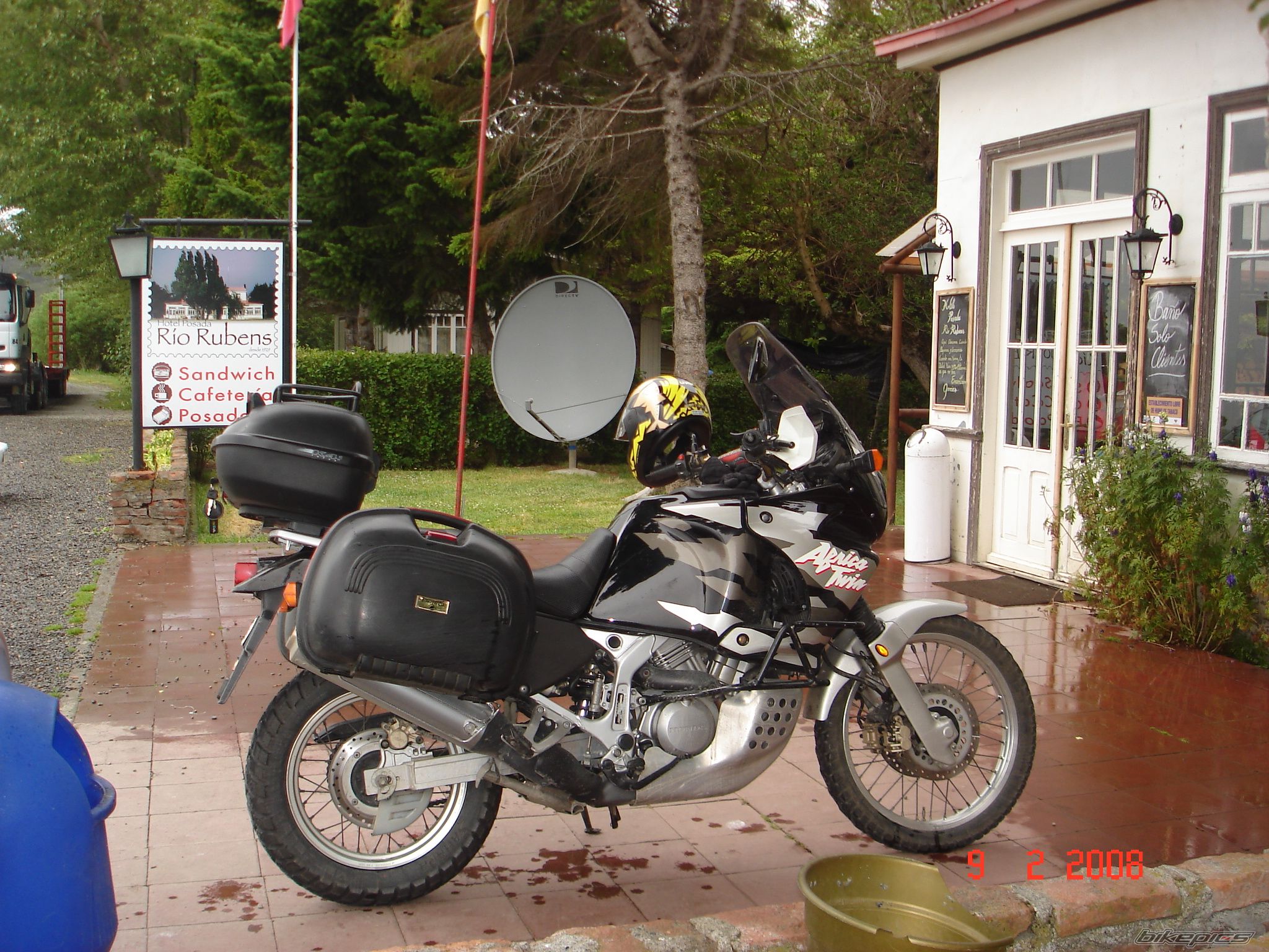 Photo 1213411
