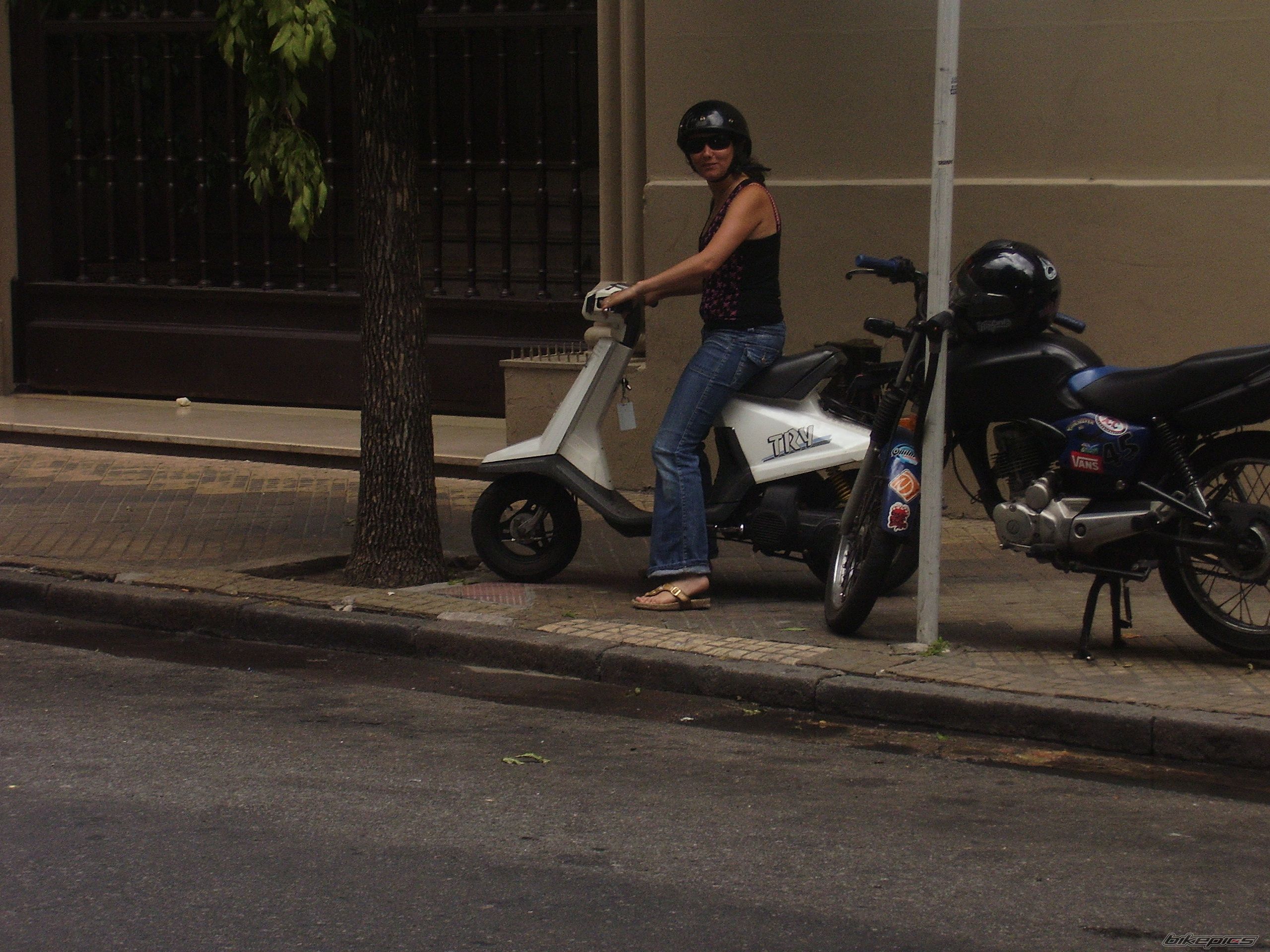Photo 1213419