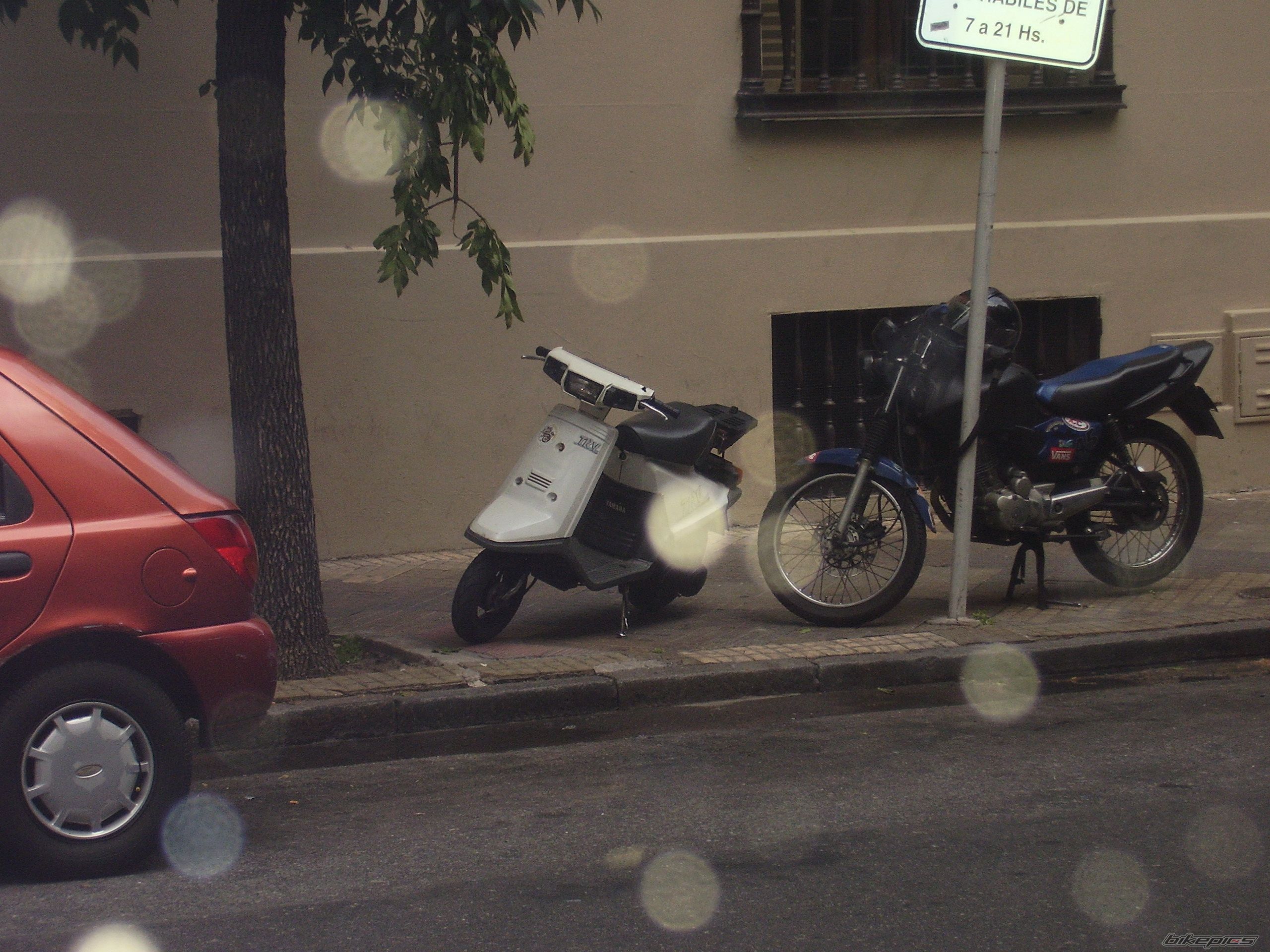 Photo 1213421