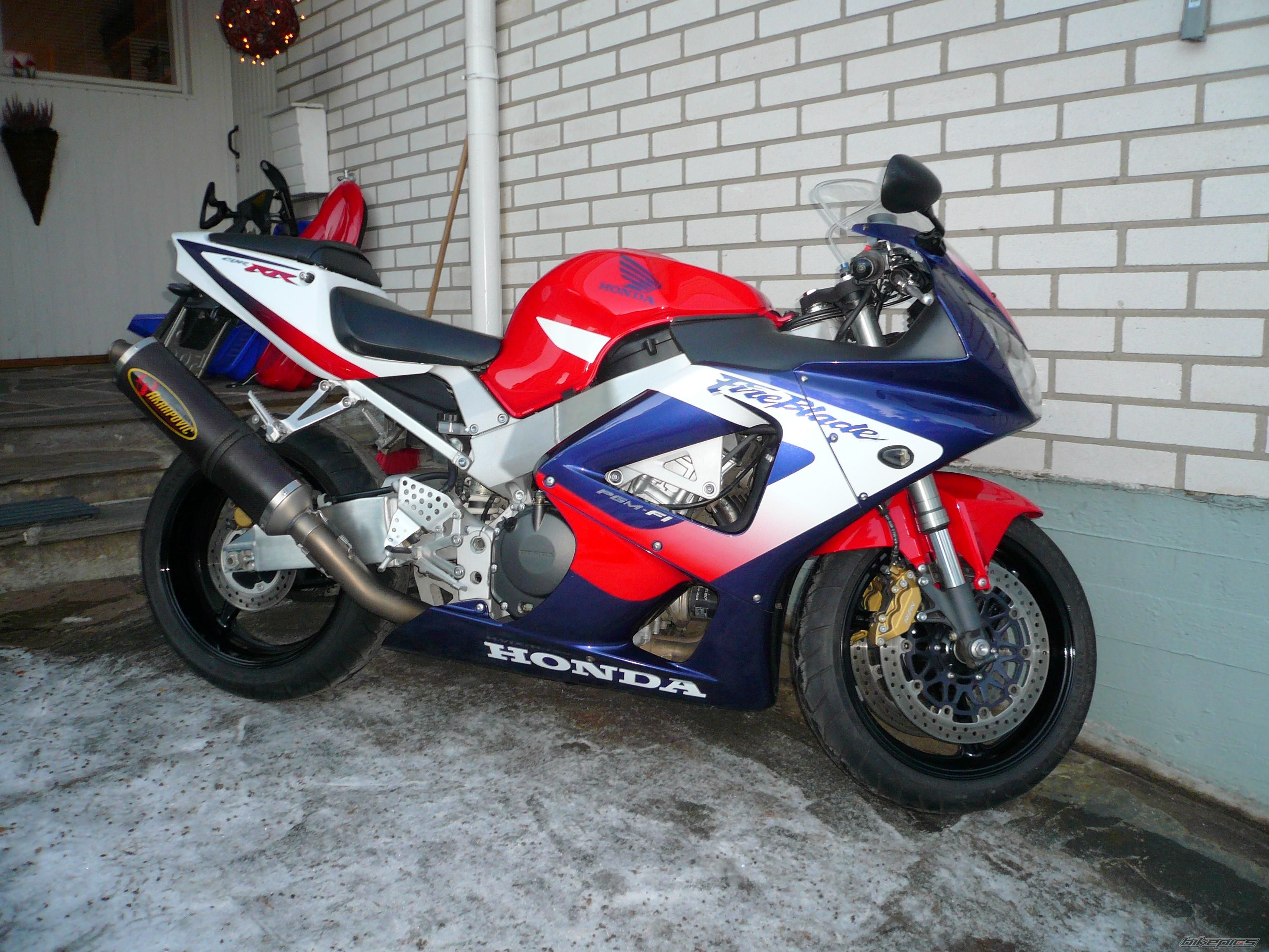 Photo 1213674