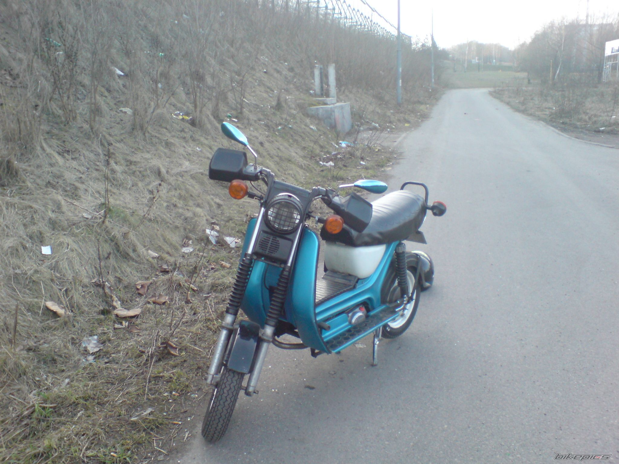 Photo 1213685