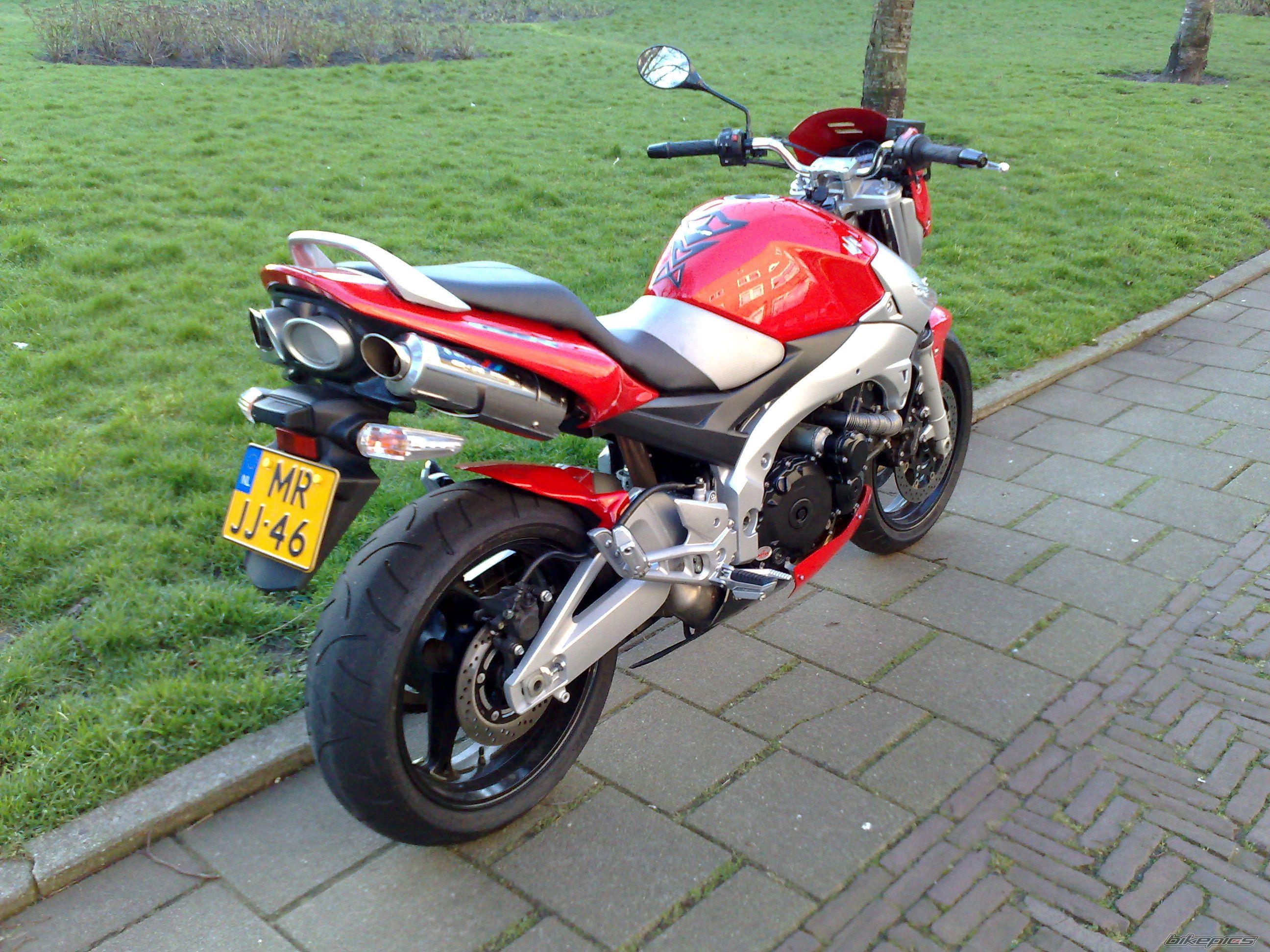 Photo 1213690