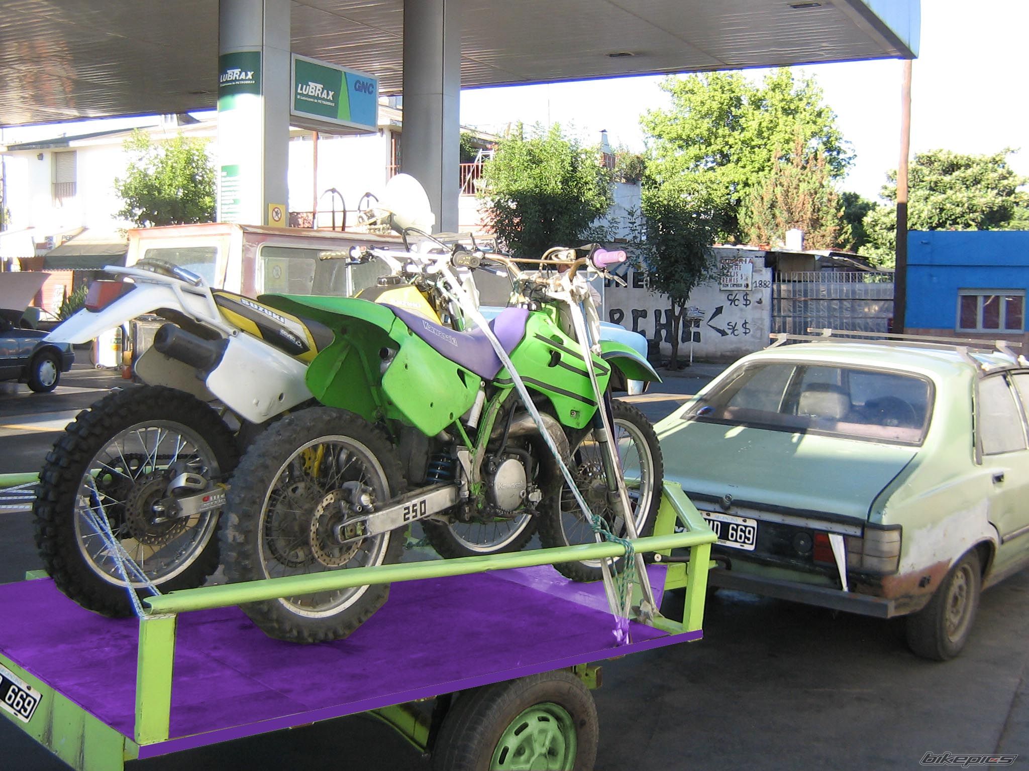 Photo 1213981