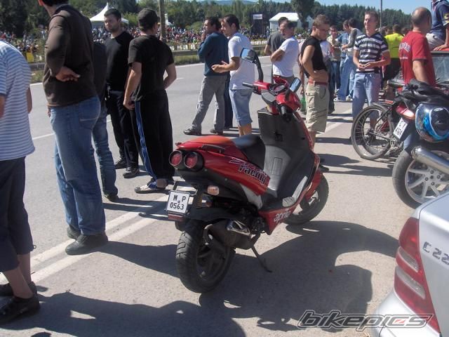 Photo 1214042
