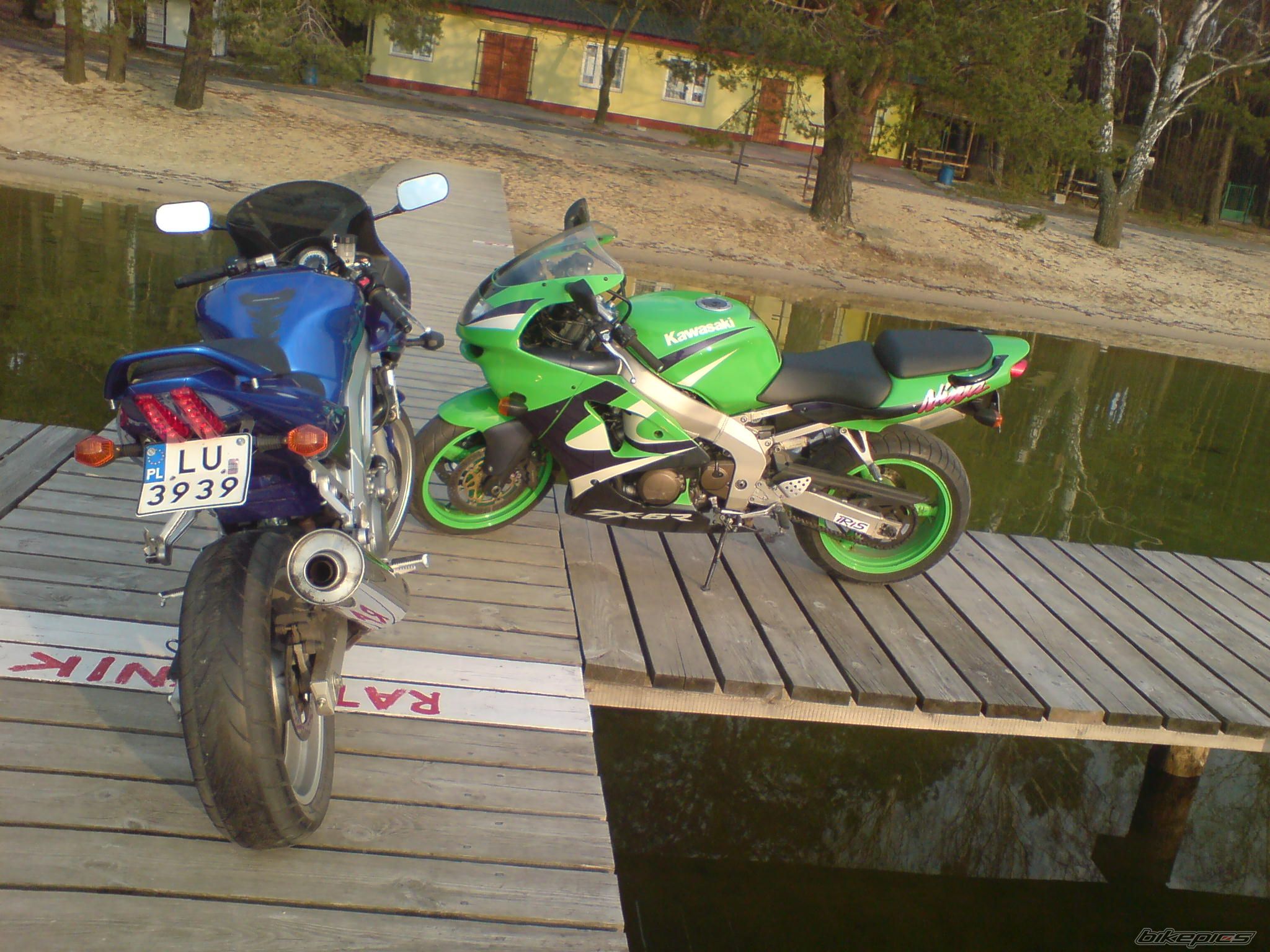 Photo 1214632