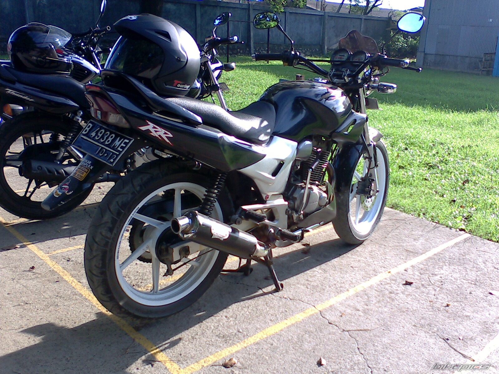 Photo 1214657