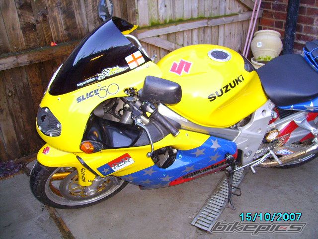 Photo 1215110