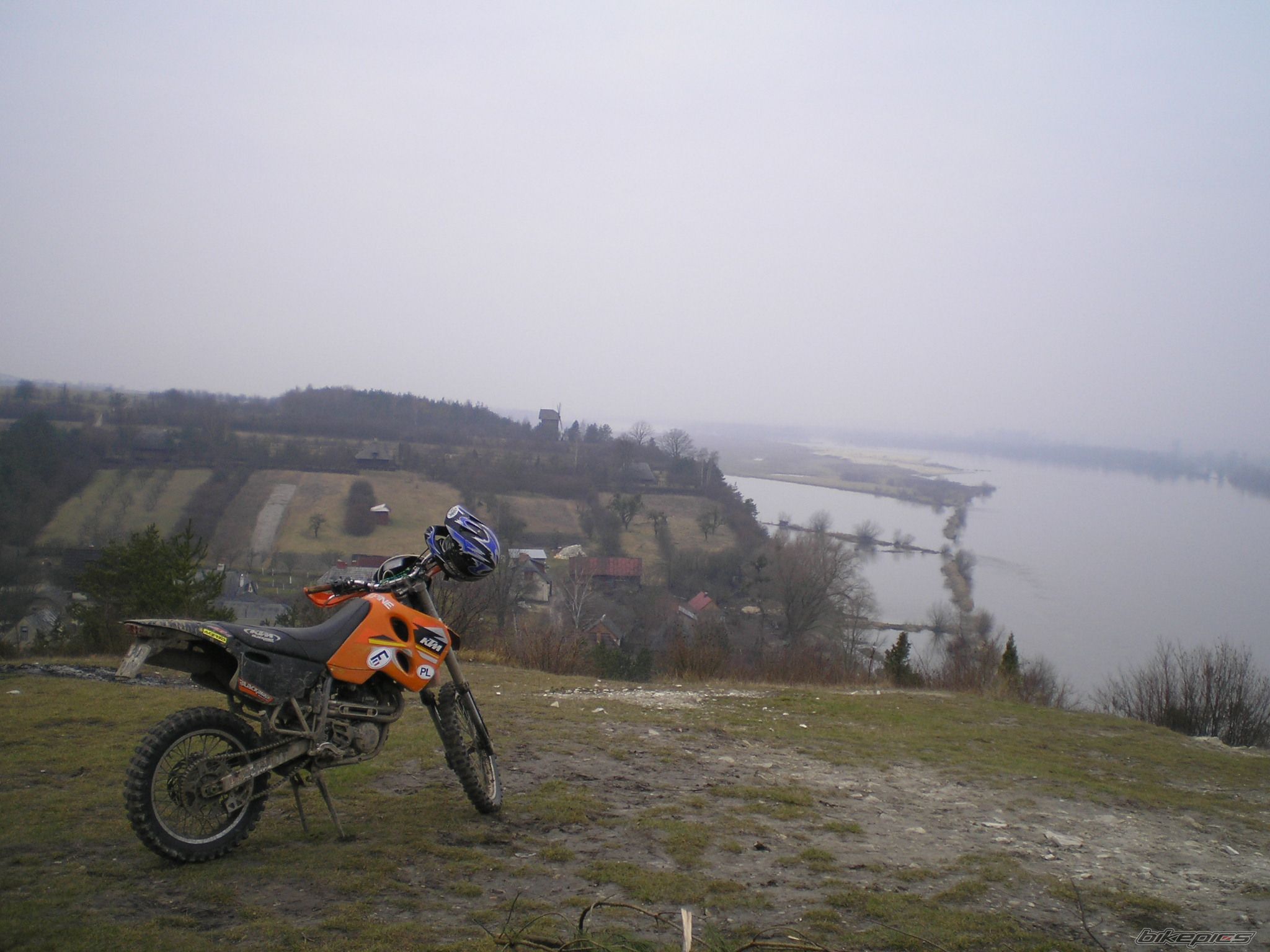 Photo 1215166